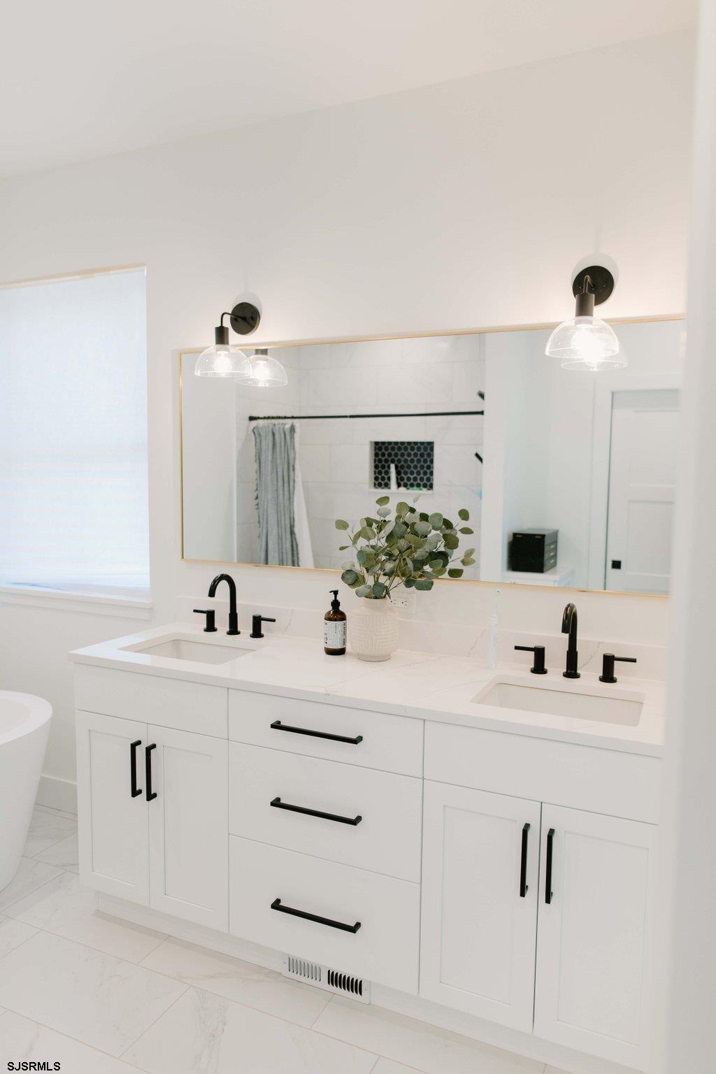 2580 Wrangleboro Rd - Picture 3