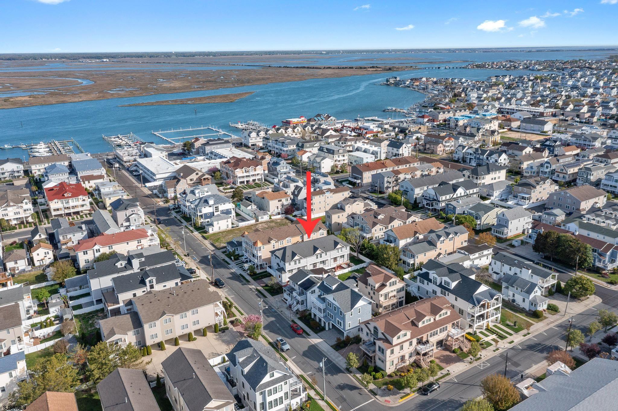 111 N Madison Avenue - Picture 