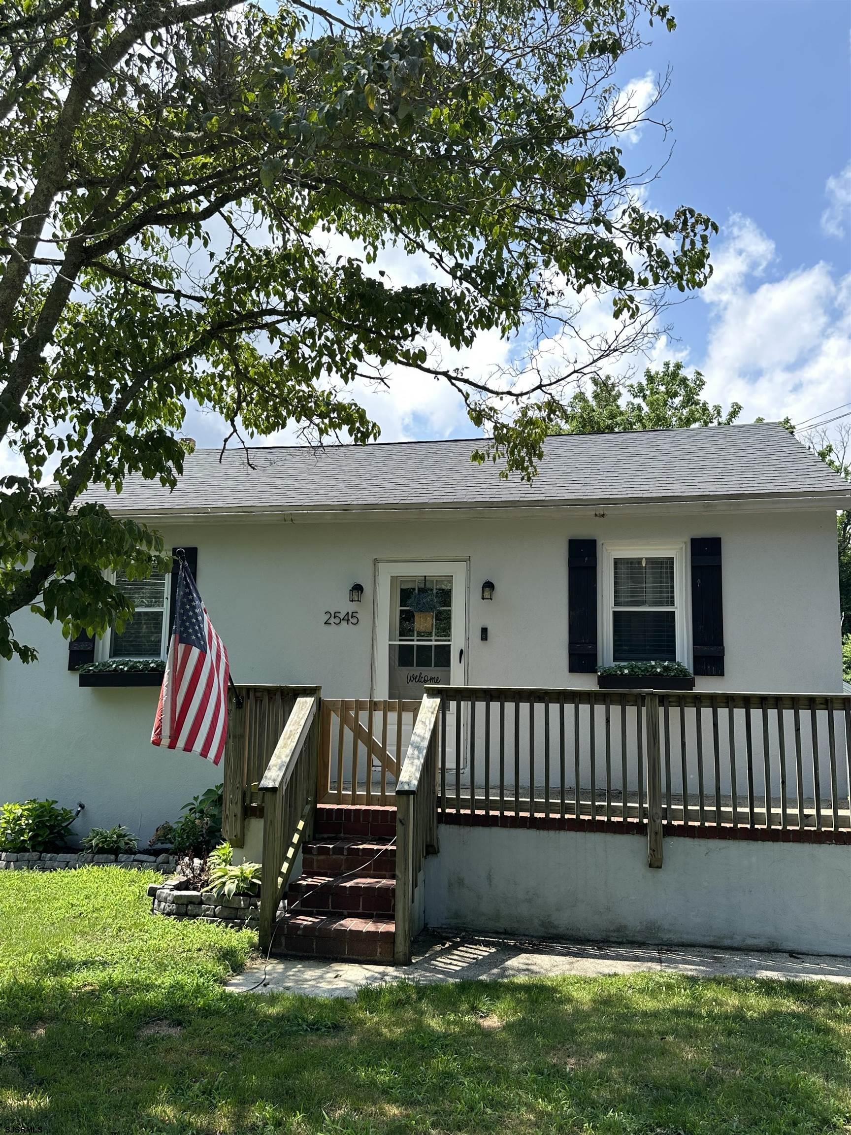 2545 Tremont 