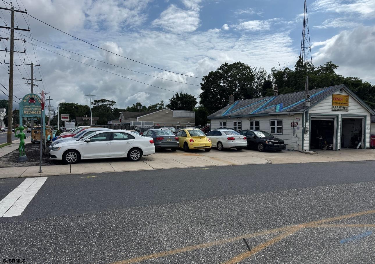 520 Shore Road - Picture 2