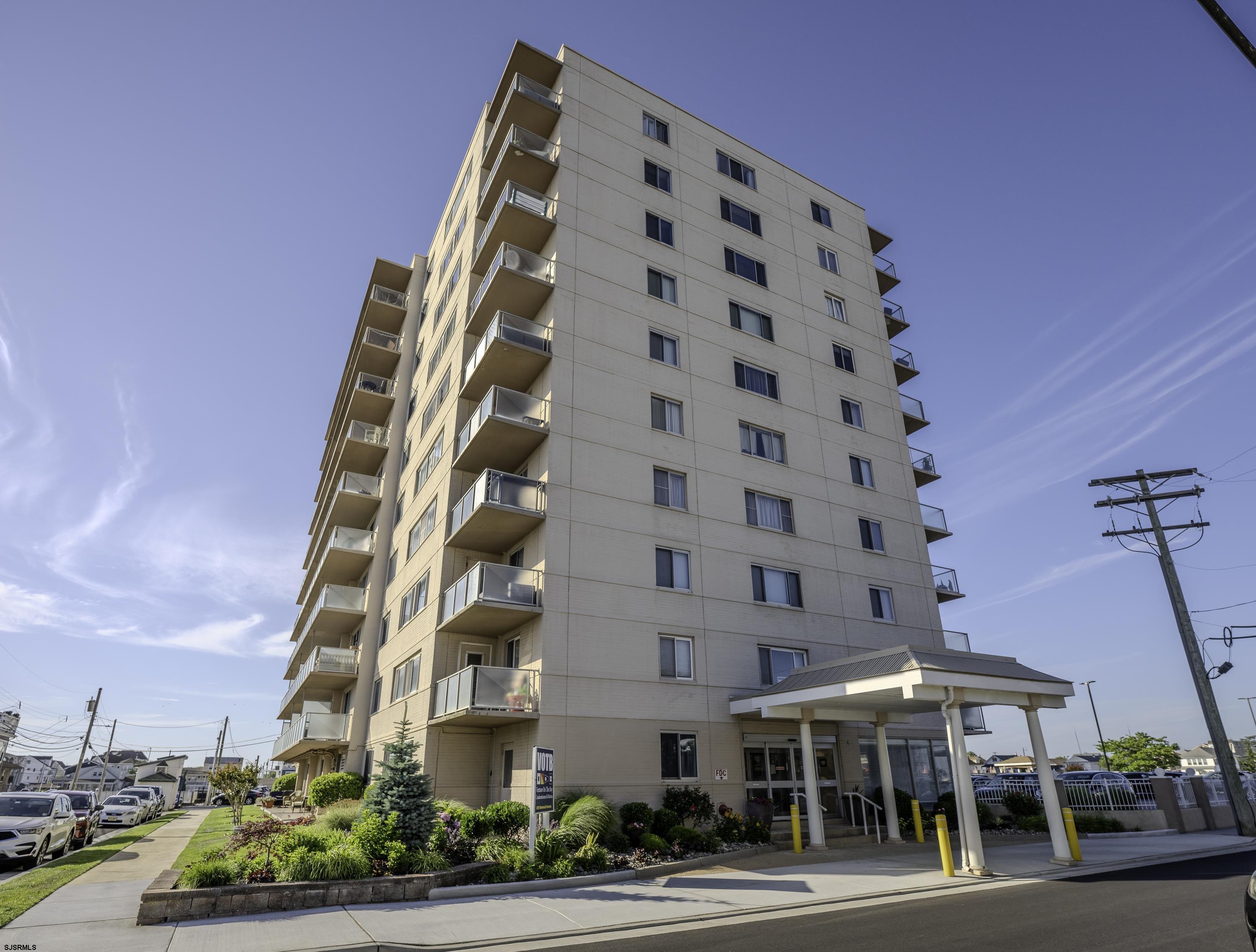 6101 Monmouth Avenue - Picture 