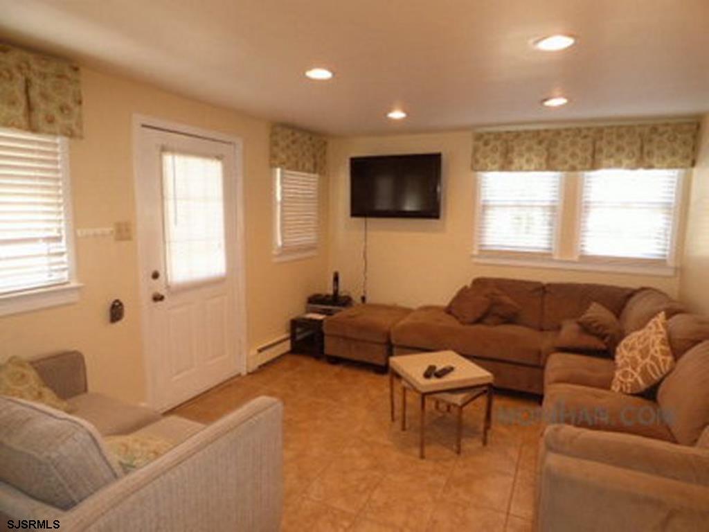 825 North St # 827 - Picture 