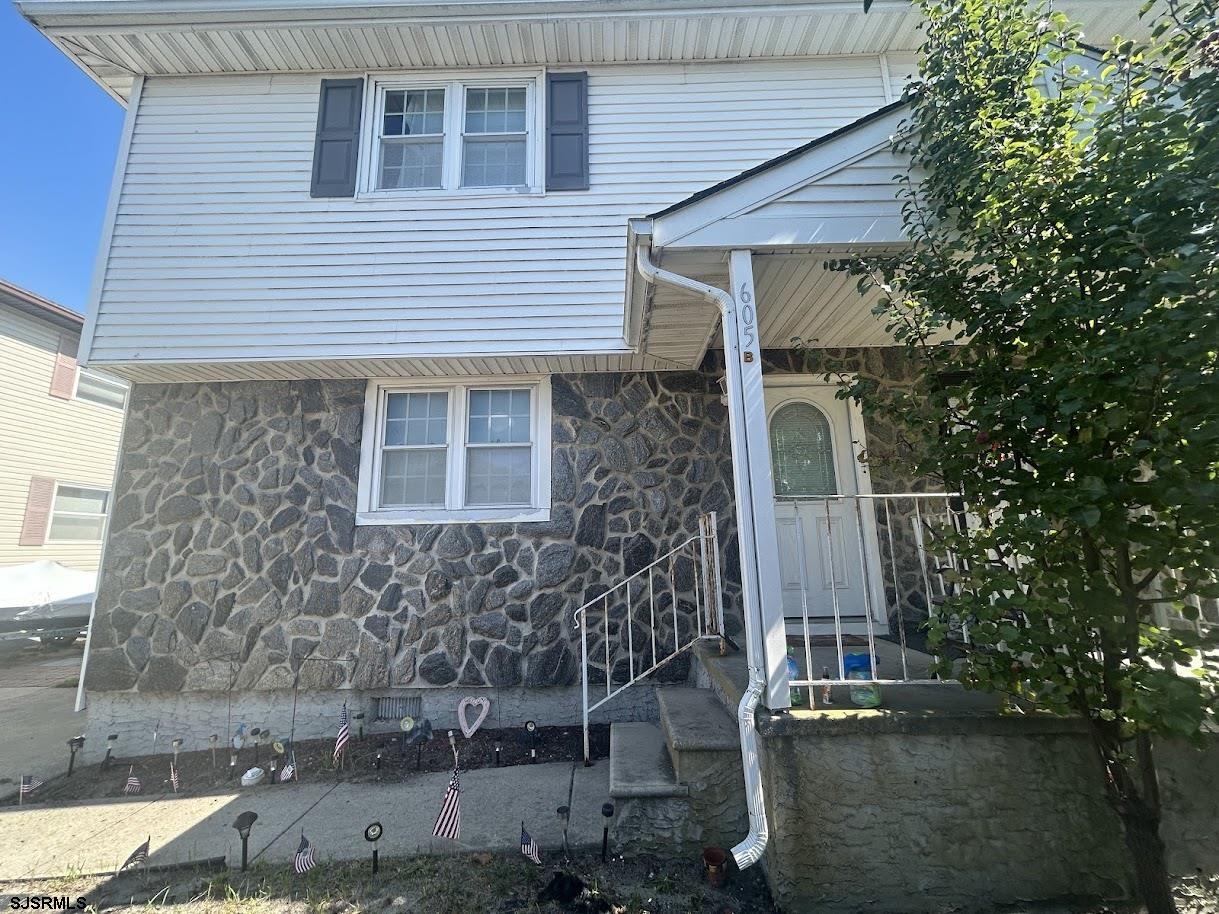  605 B N Victoria Avenue - Ventnor