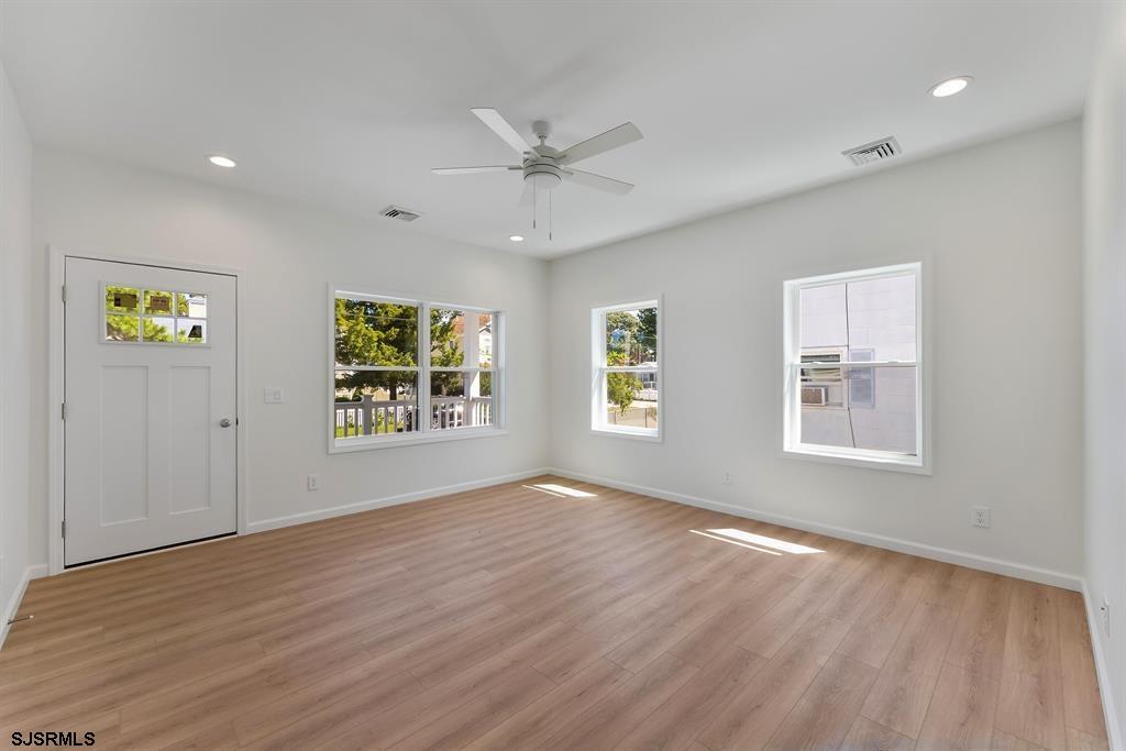 206 A Frances Avenue - Picture 2