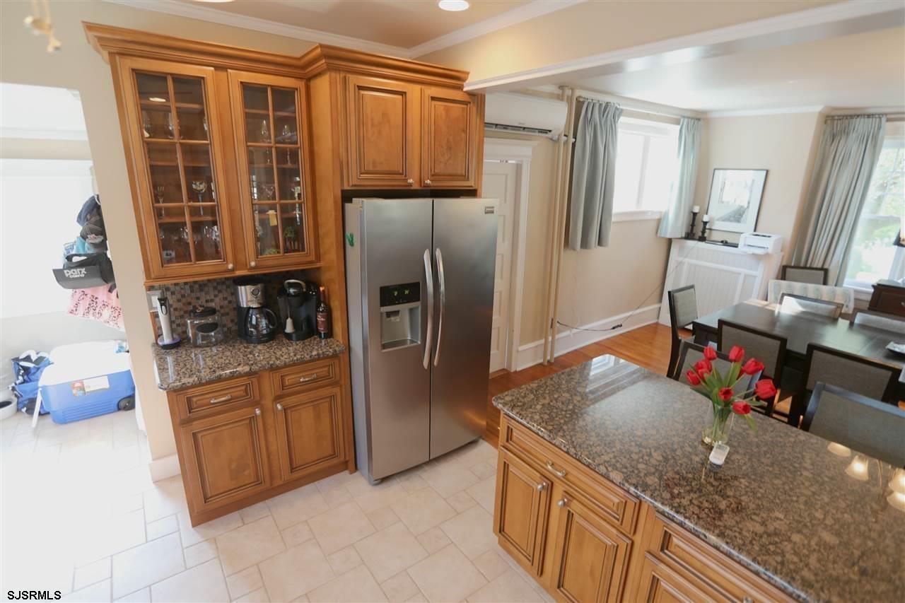 26 N Richards Avenue