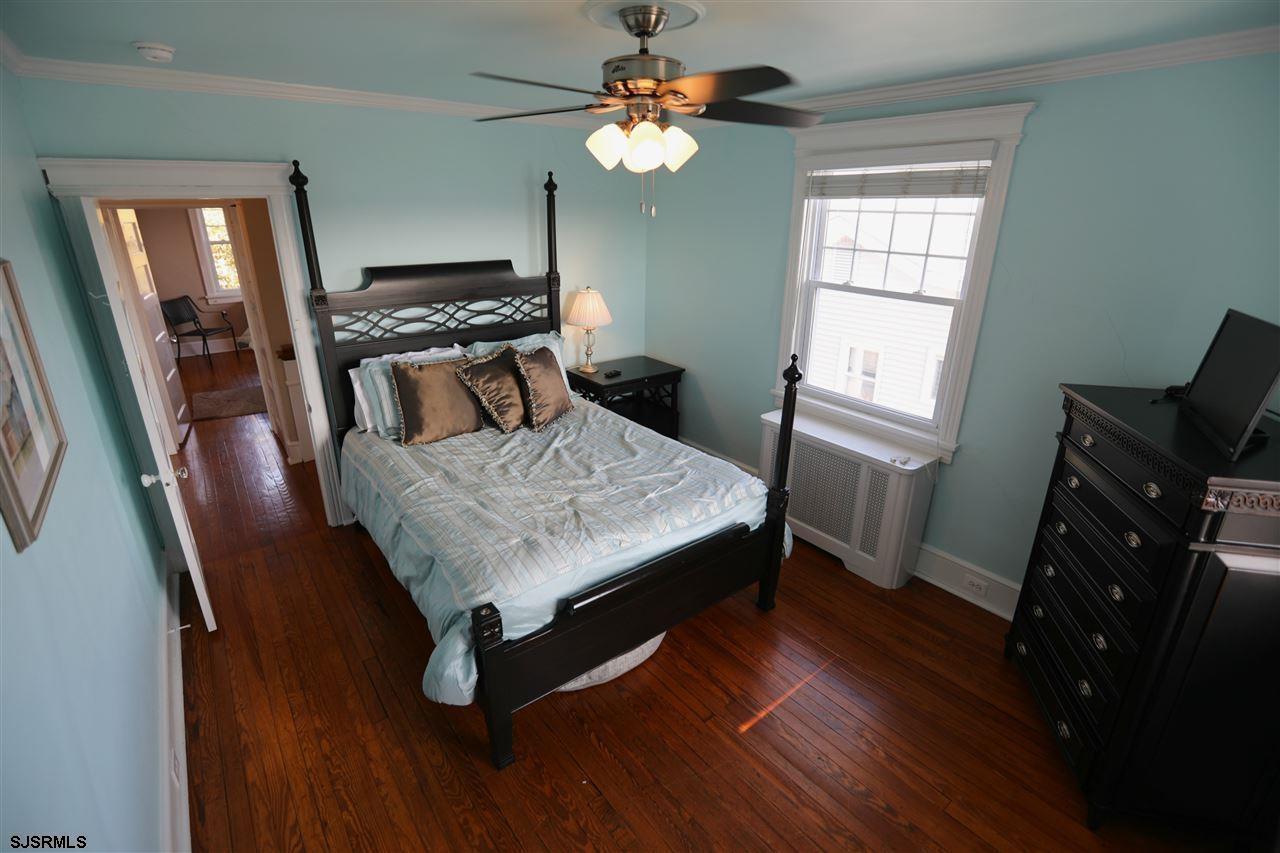 26 N Richards Avenue