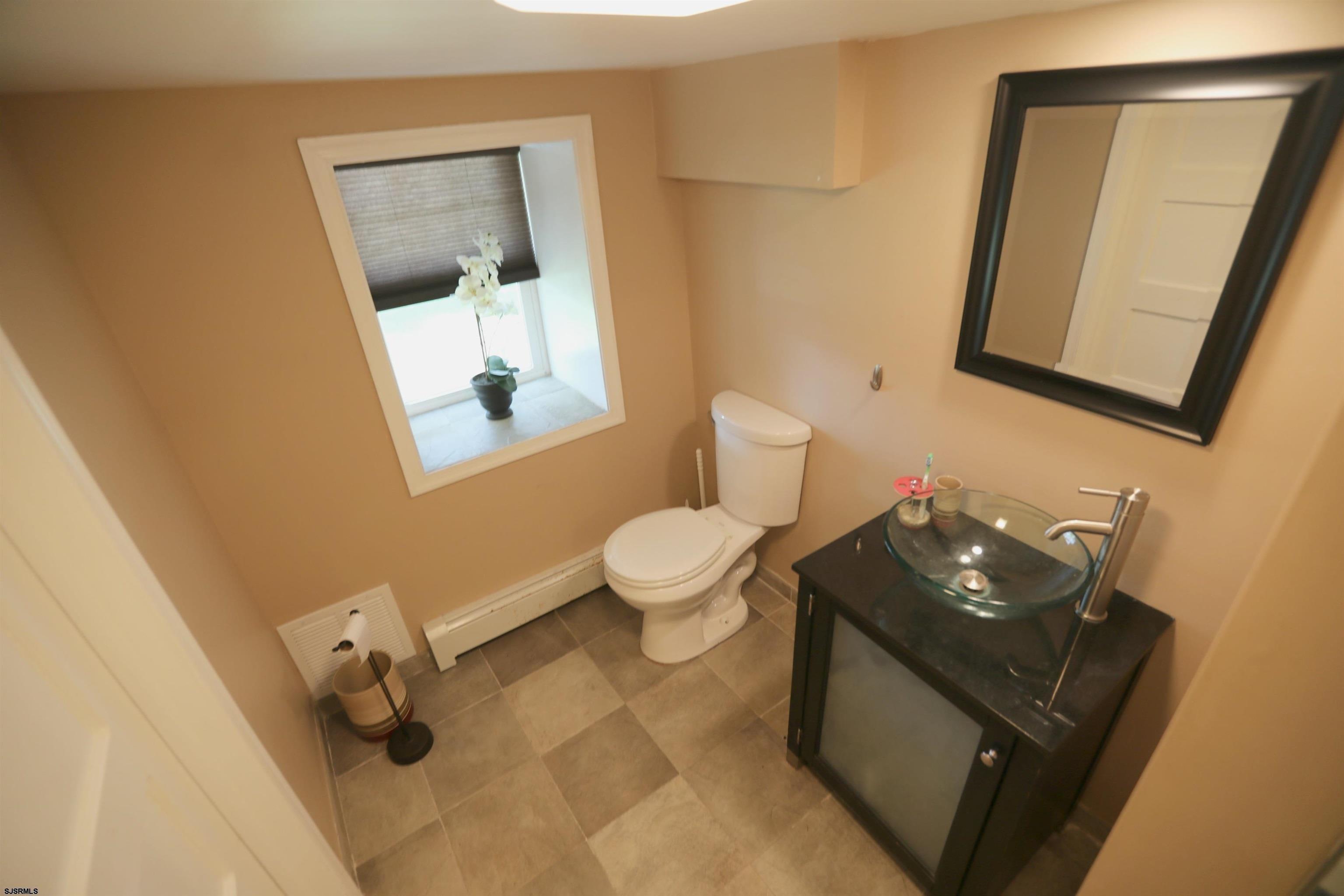 26 N Richards Avenue