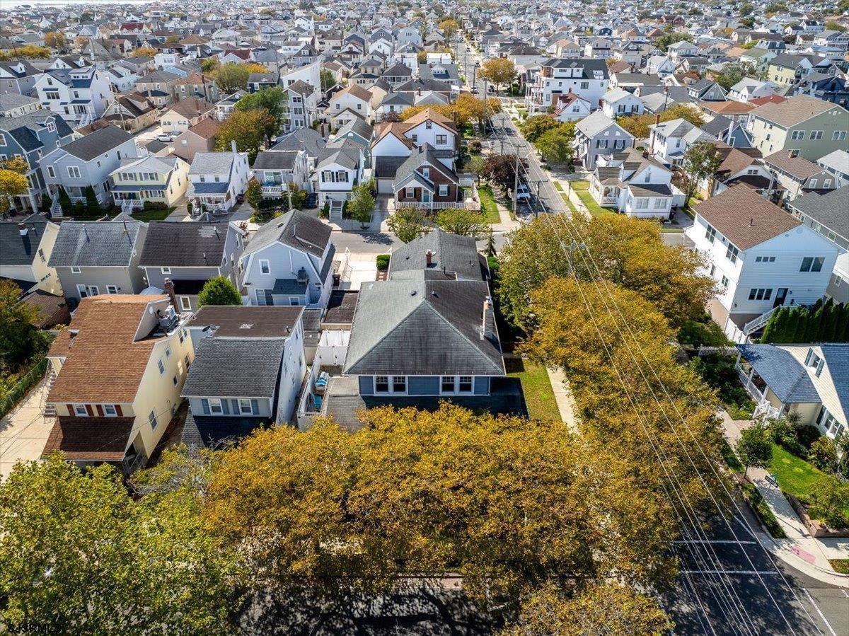 26 N Richards Avenue