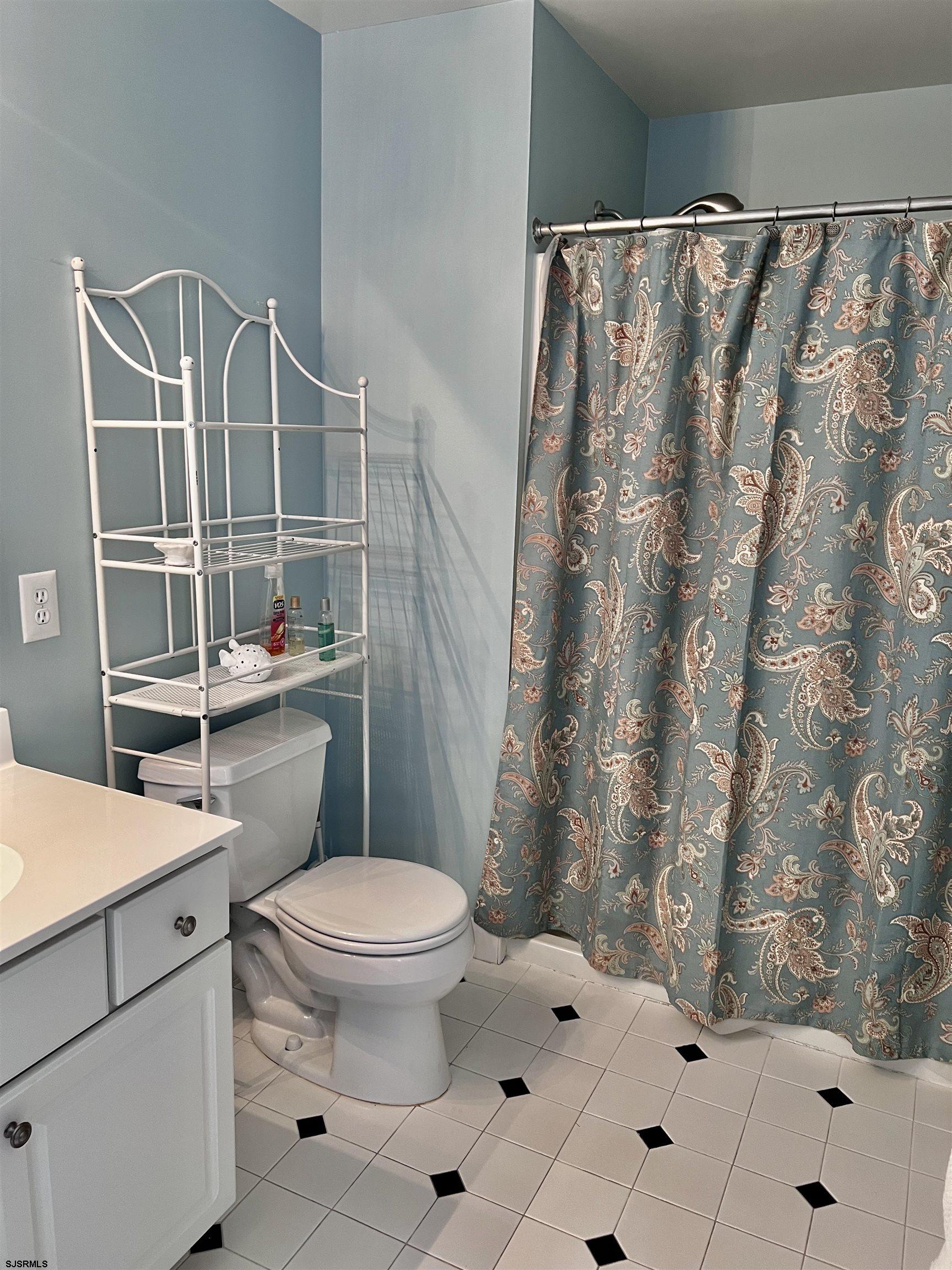 1715 Central Avenue - Picture 23