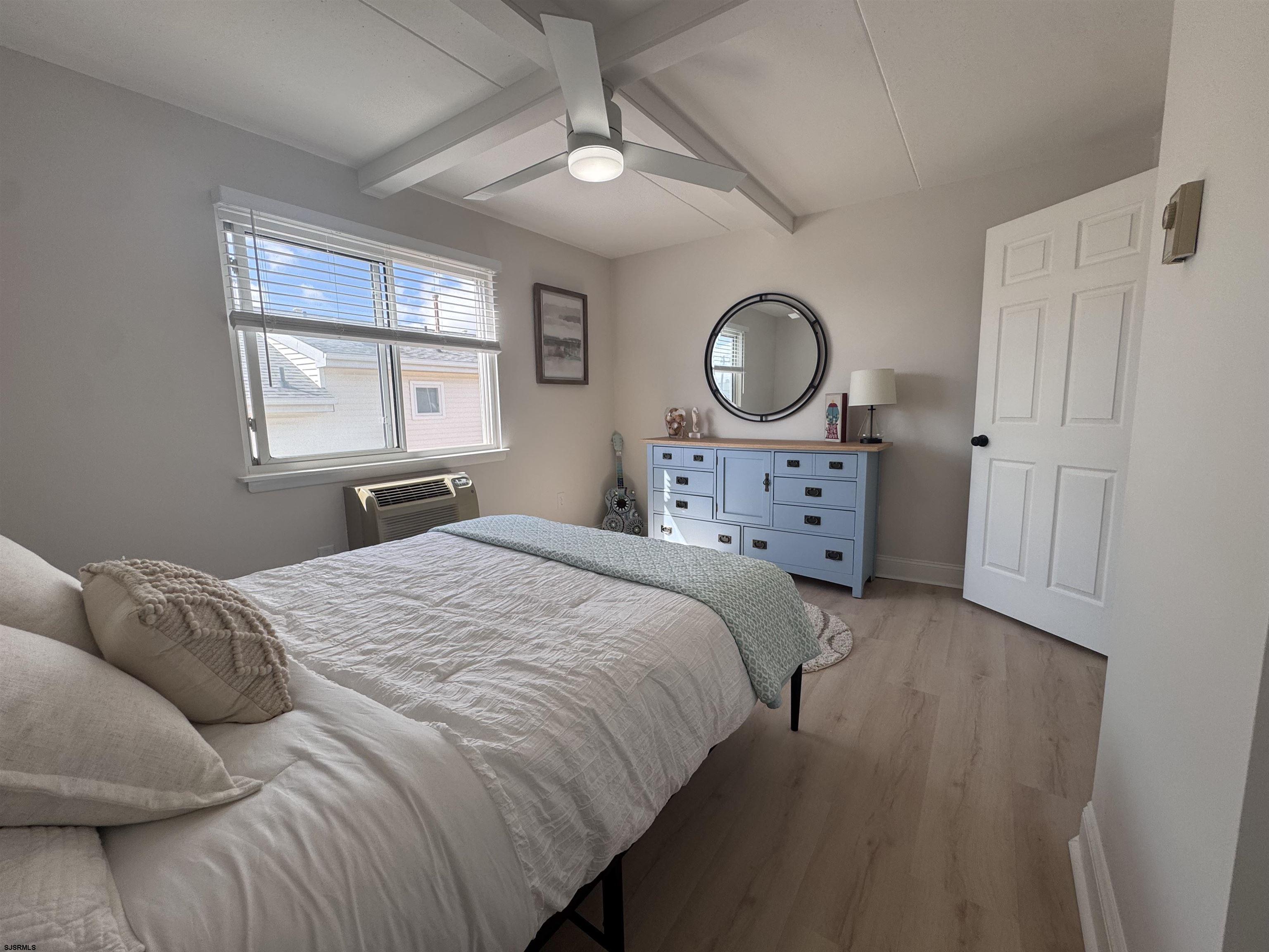 1320 Ocean Avenue - Picture 16