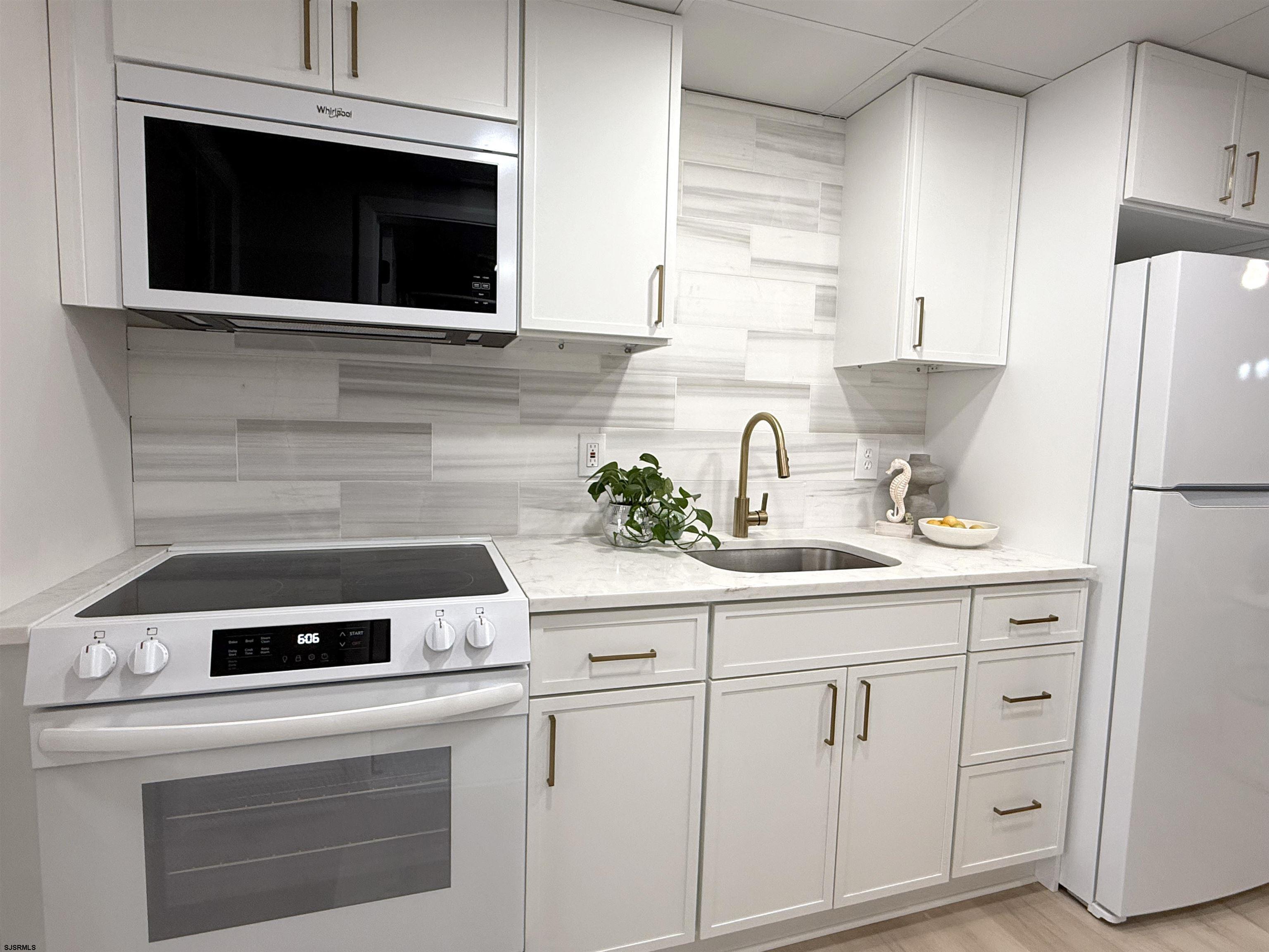 1320 Ocean Avenue - Picture 7