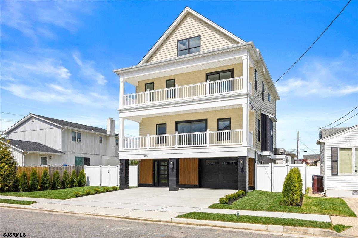 513 N Cambridge Avenue - Picture 1