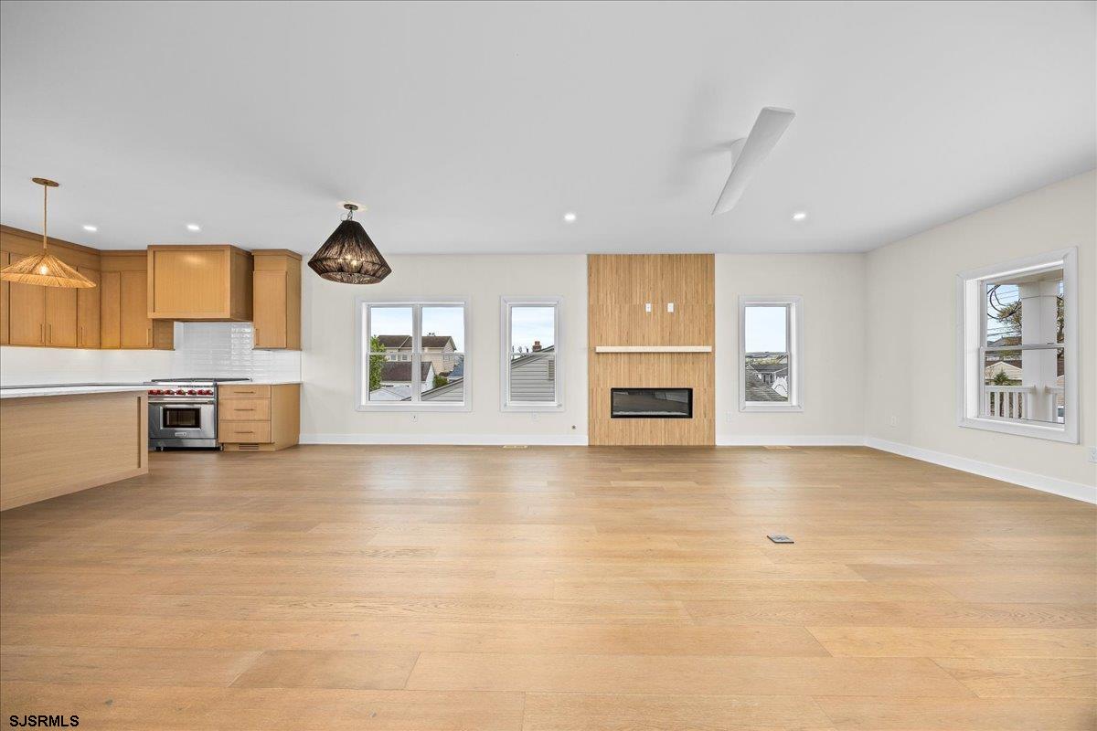 513 N Cambridge Avenue