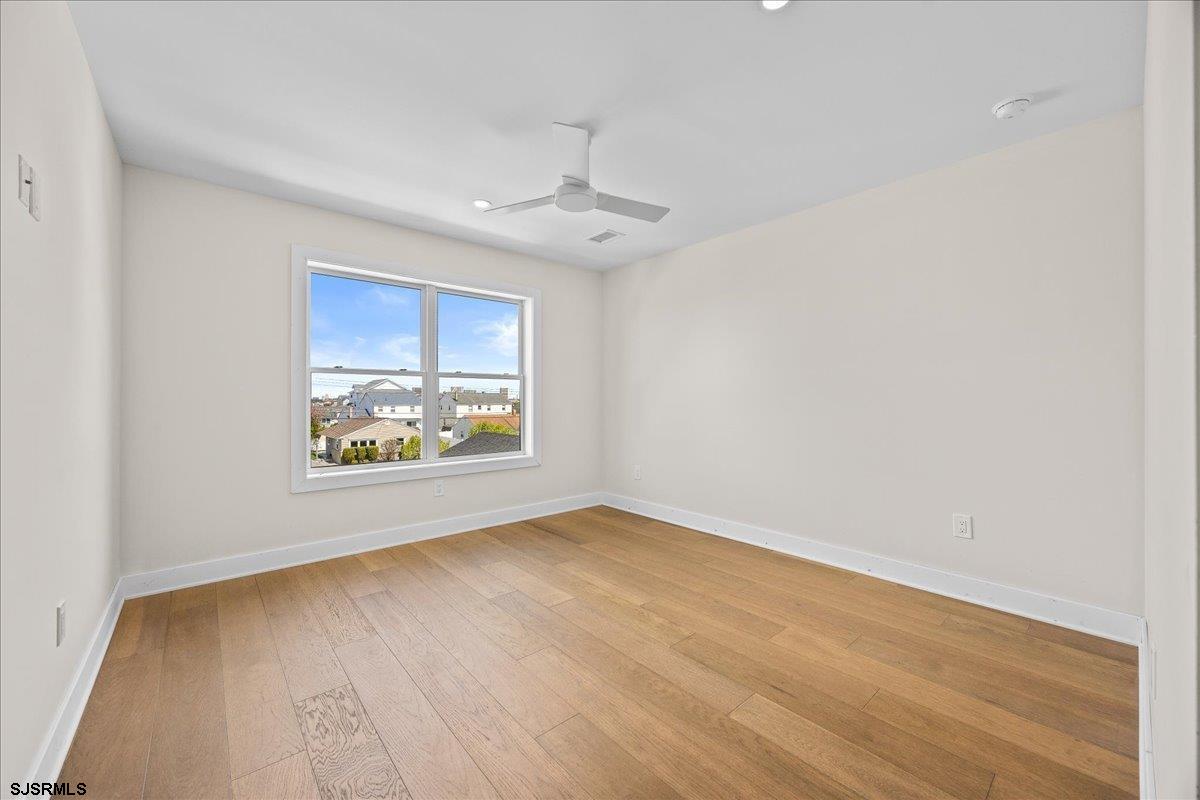 513 N Cambridge Avenue