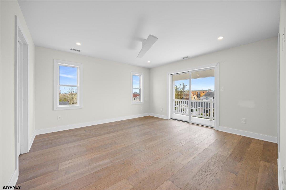 513 N Cambridge Avenue