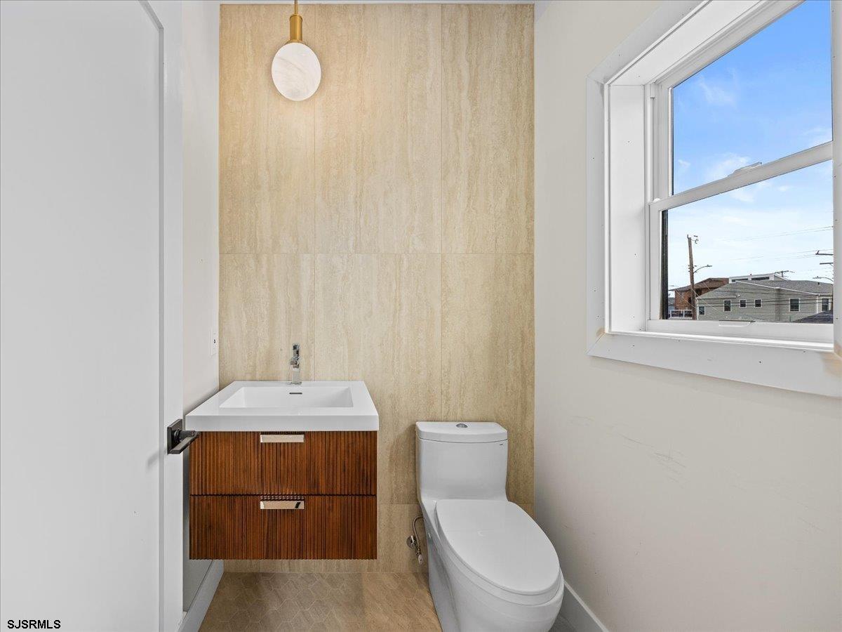 513 N Cambridge Avenue