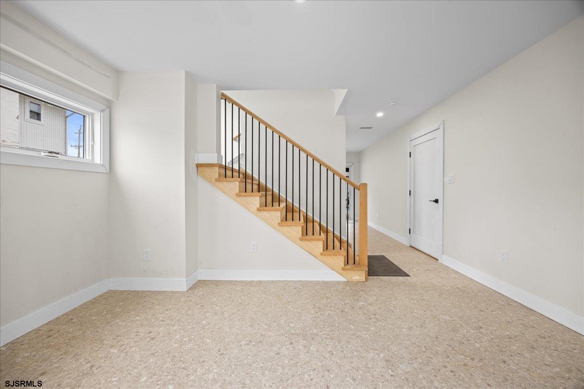 513 N Cambridge Avenue