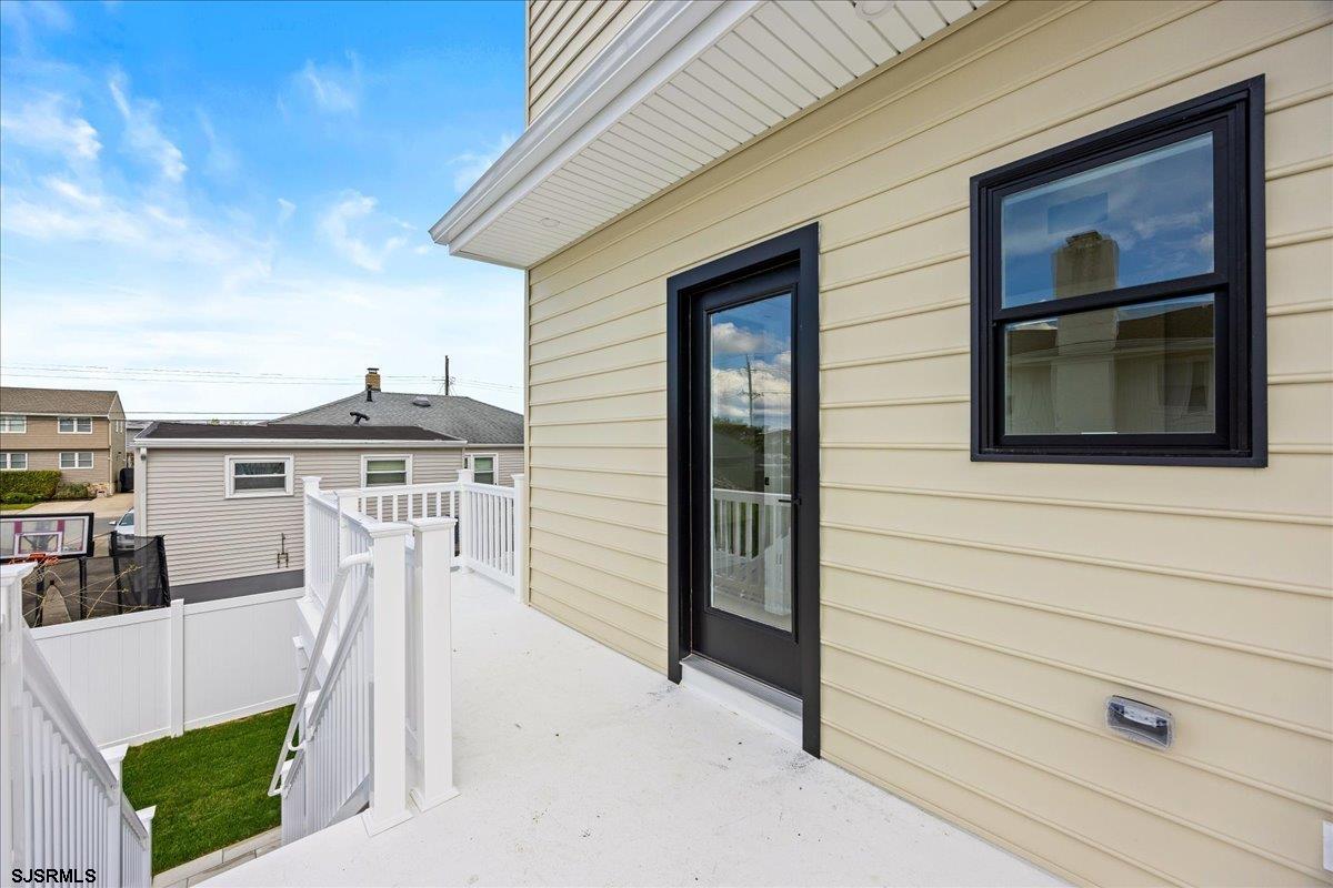 513 N Cambridge Avenue