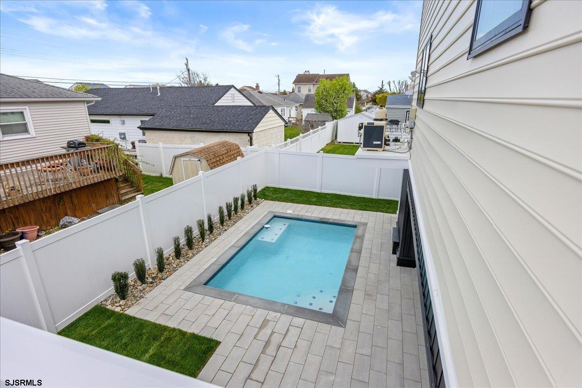 513 N Cambridge Avenue