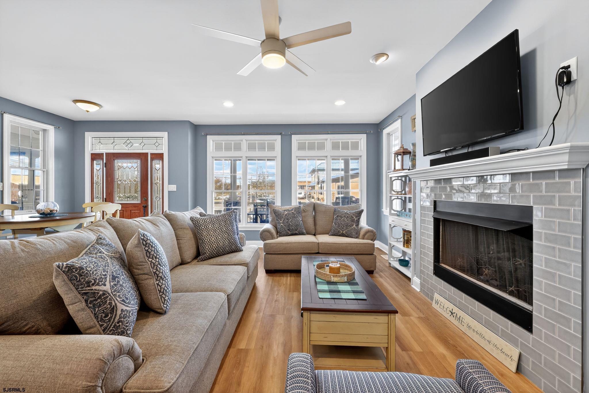 1755 Haven Avenue - Picture 