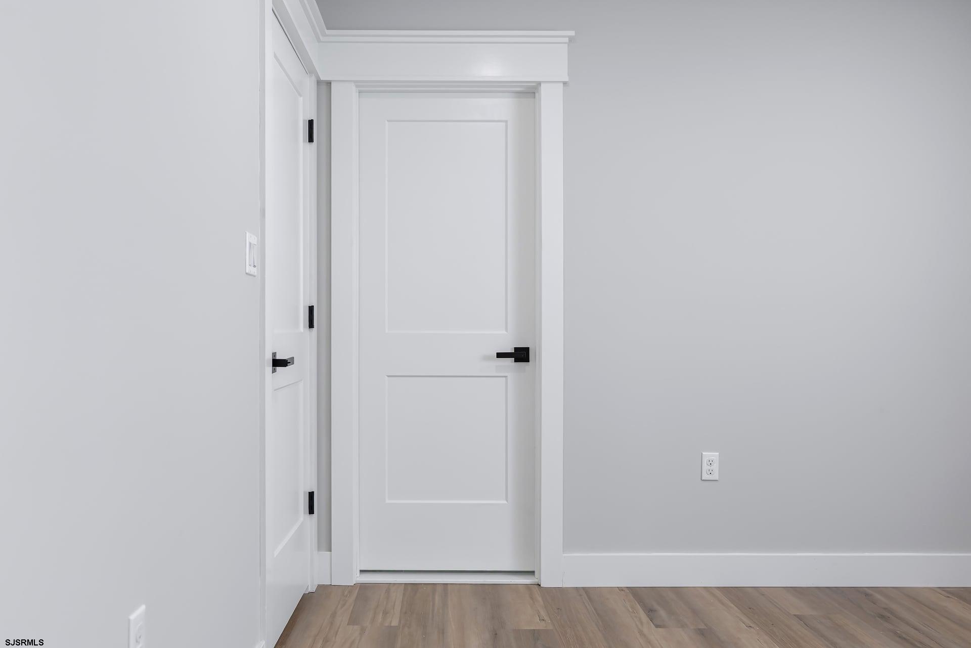 221 Northfield Avenue