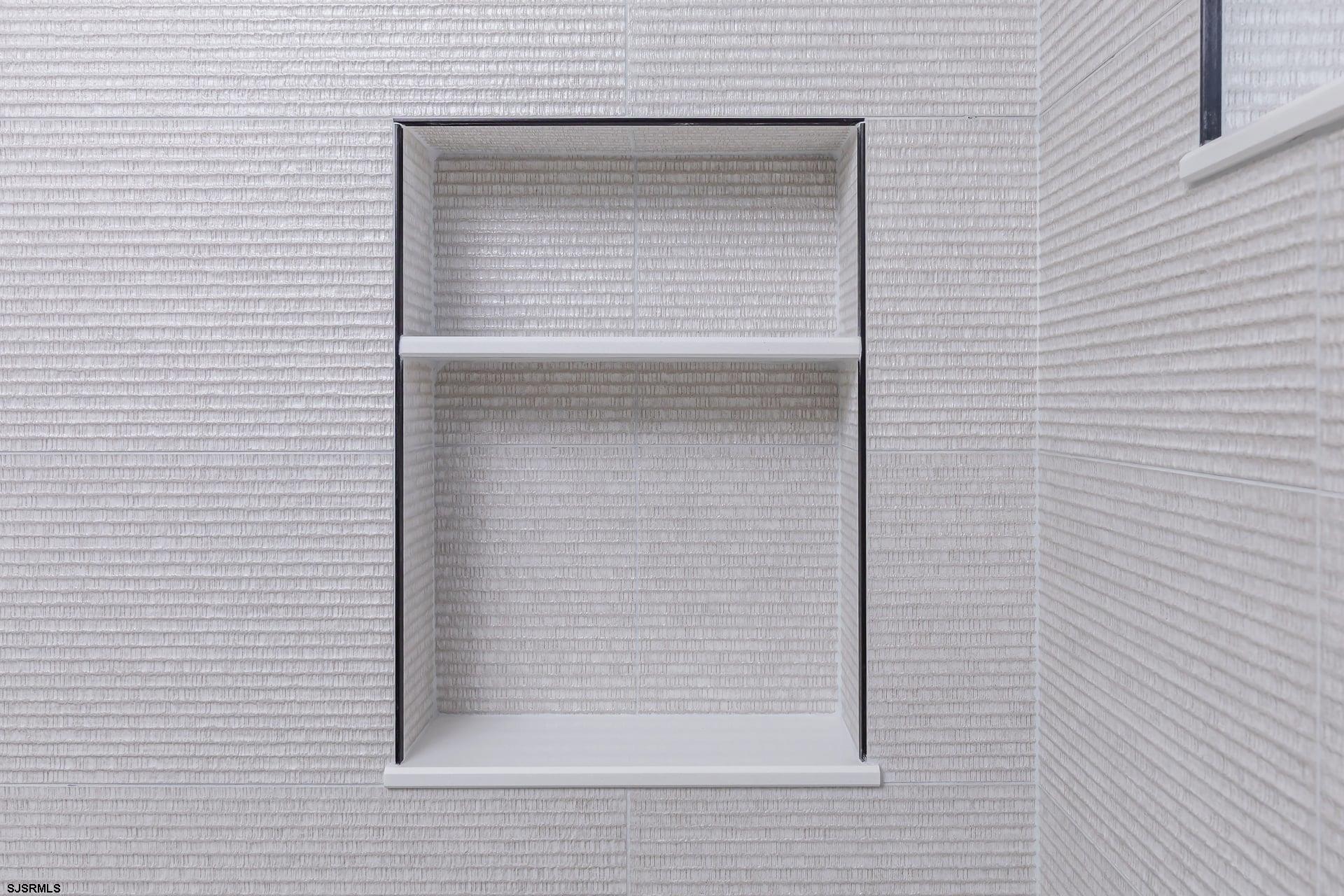 221 Northfield Avenue