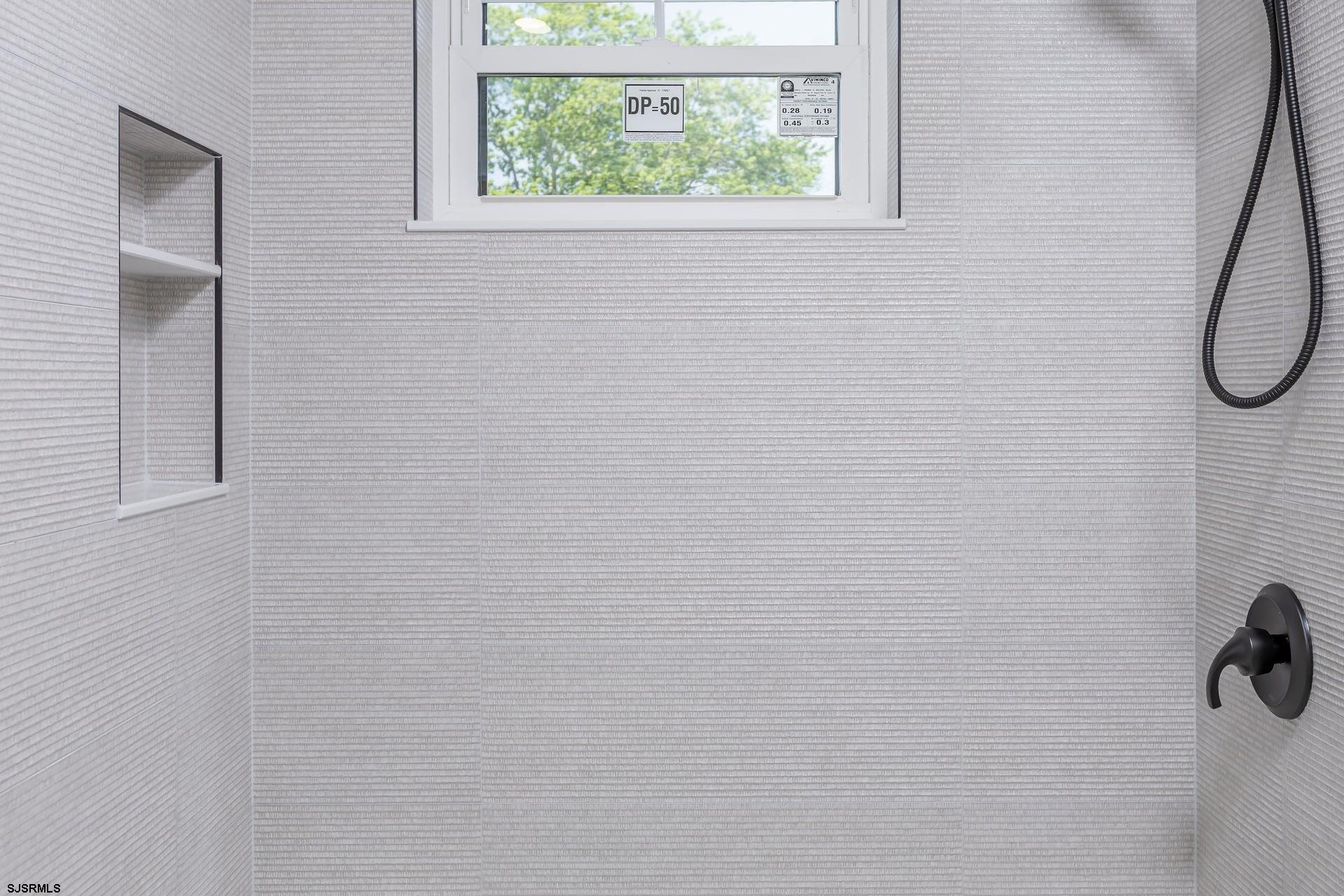 221 Northfield Avenue