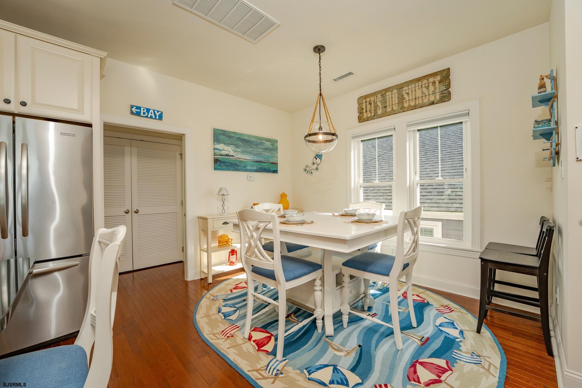 7 W 11th St - Picture 7