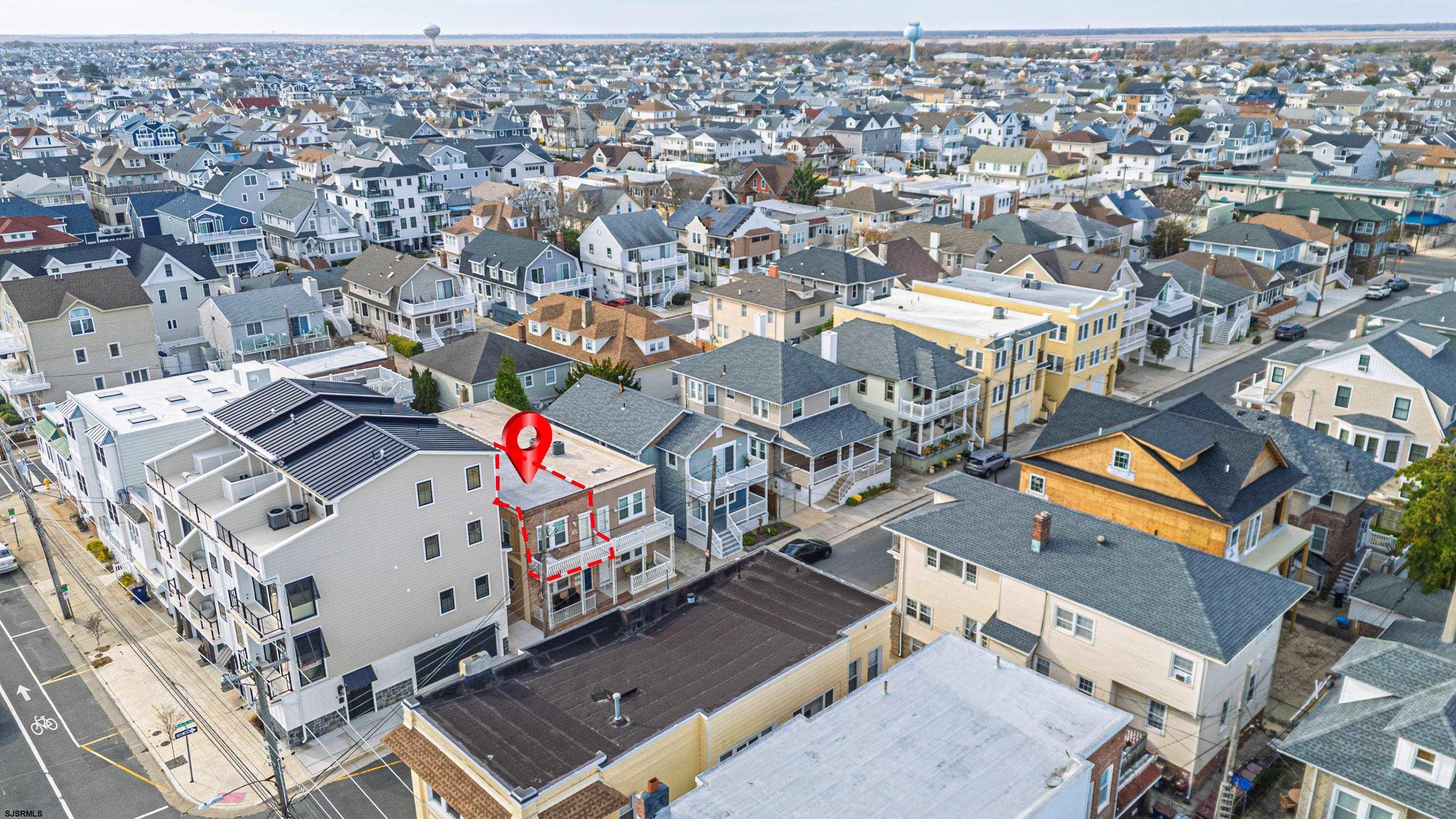 32 S Richards Avenue - Picture 