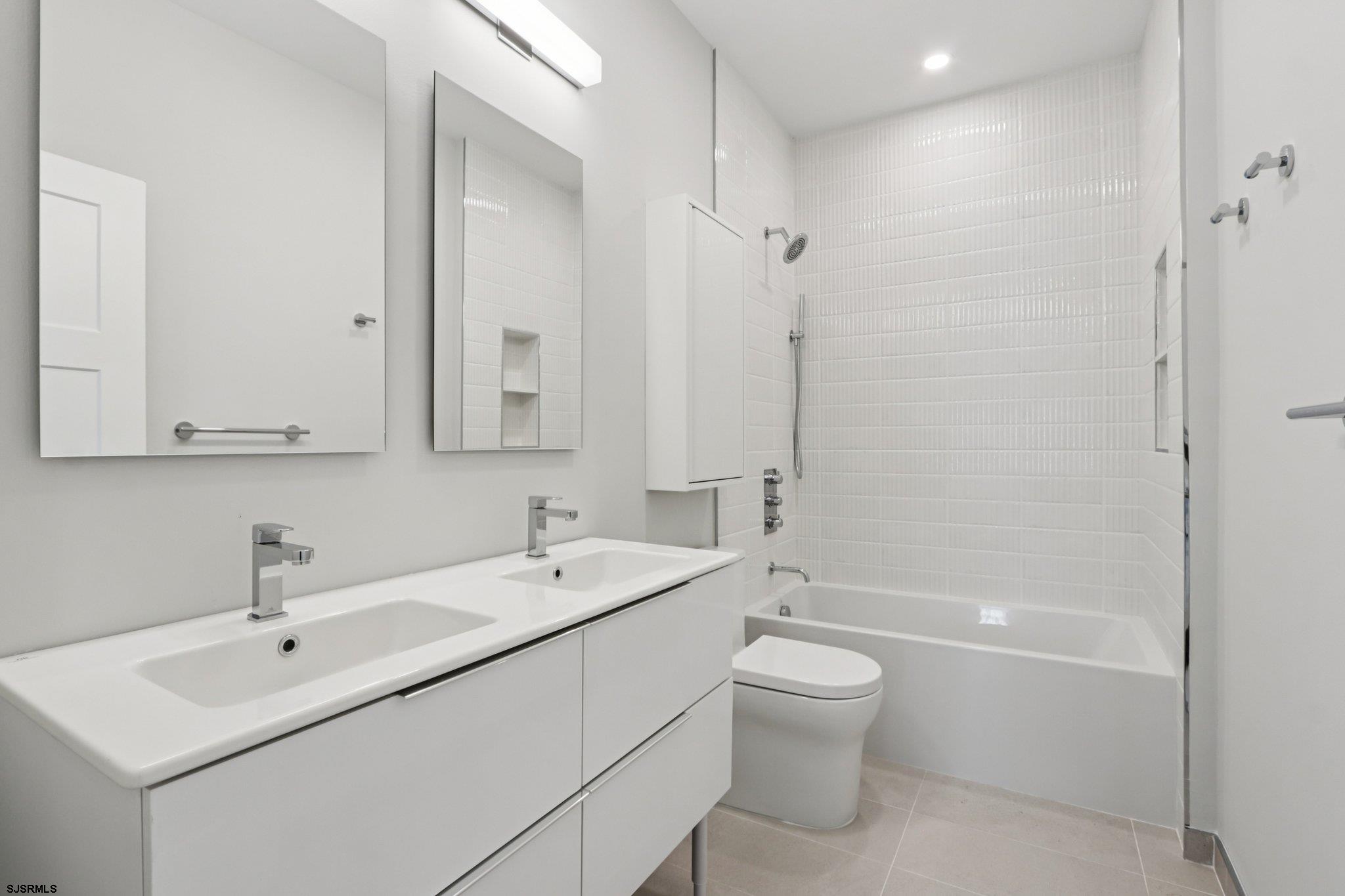 39 S Annapolis (B) Avenue