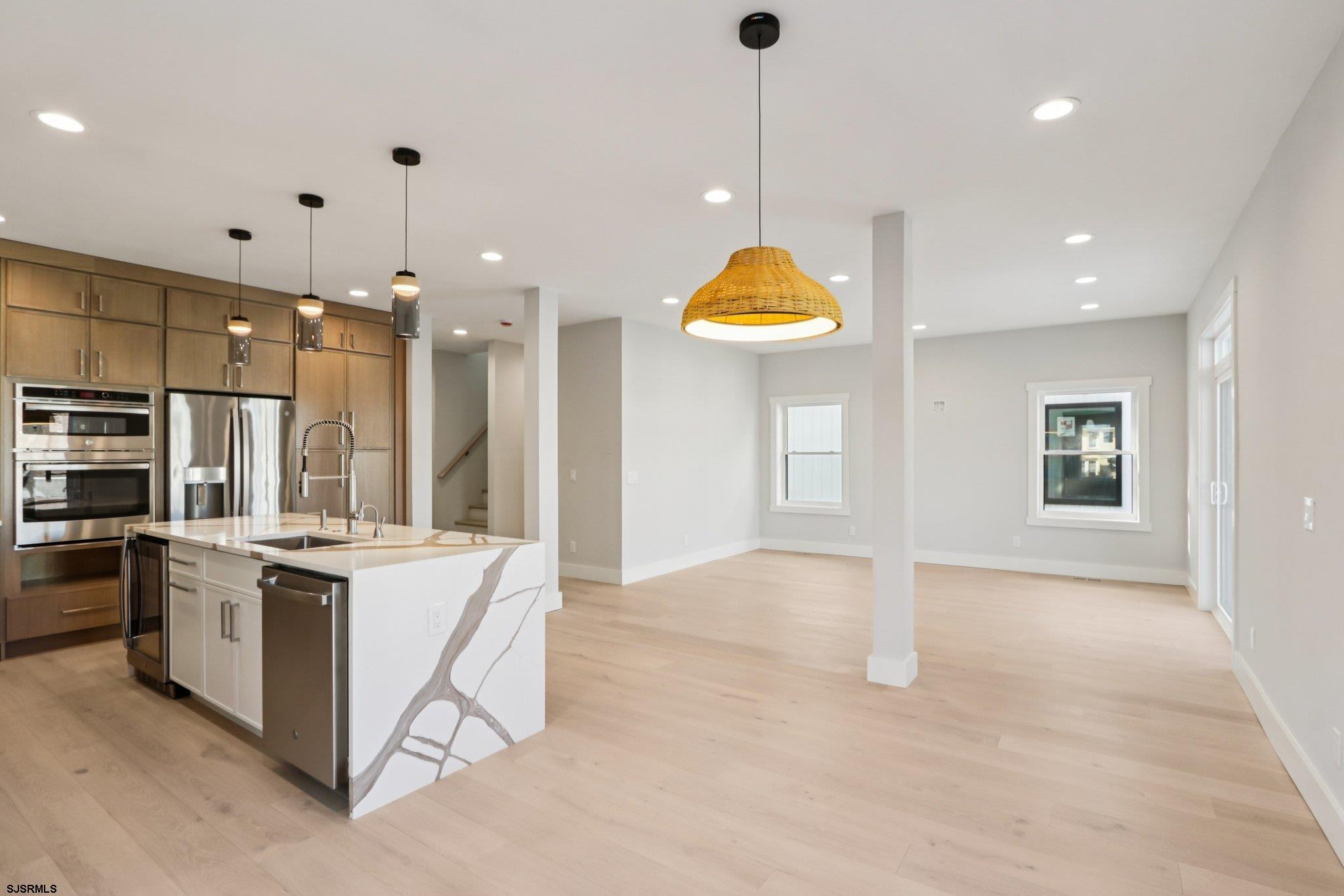 39 S Annapolis (B) Avenue