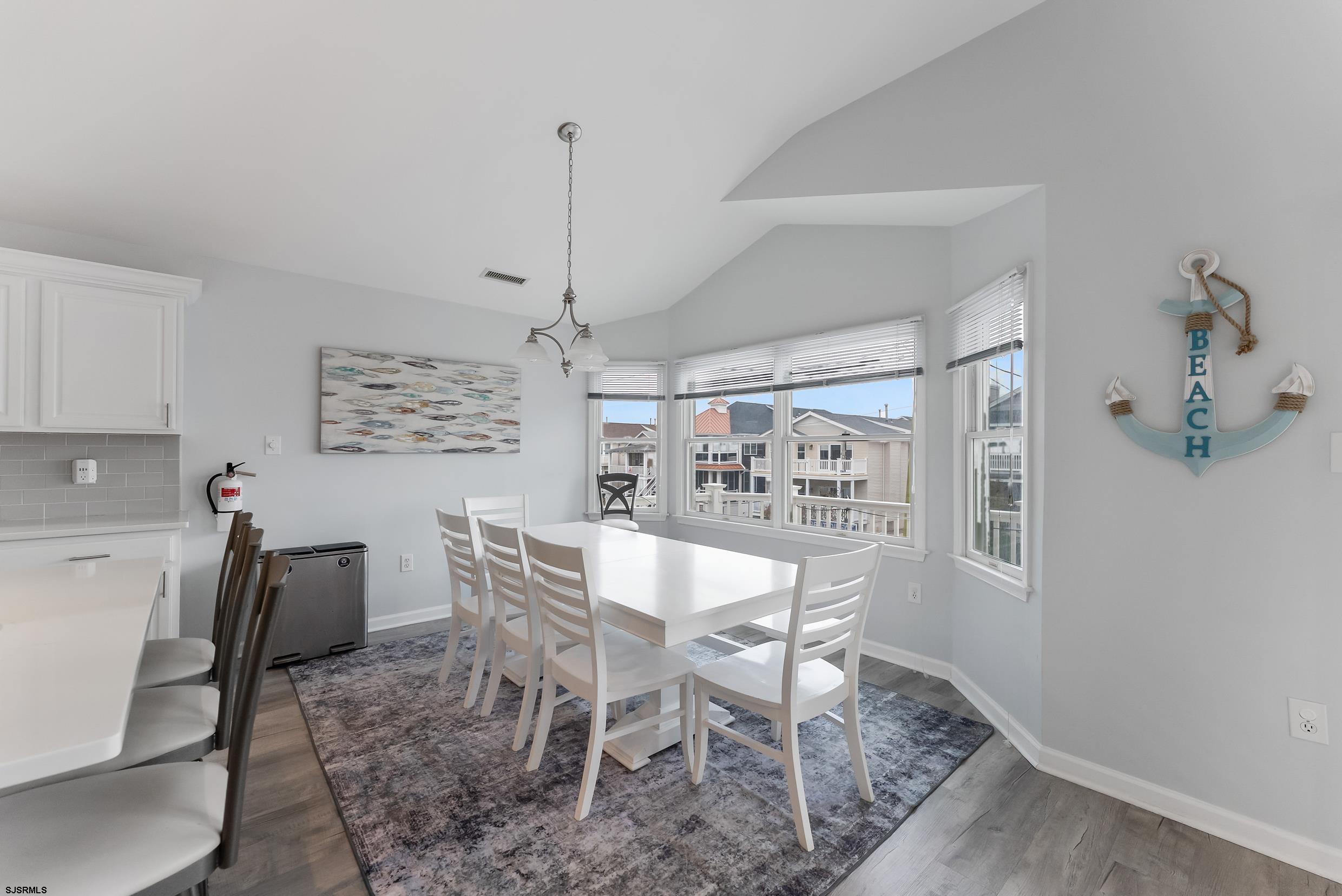 1828 Asbury Avenue - Picture 8