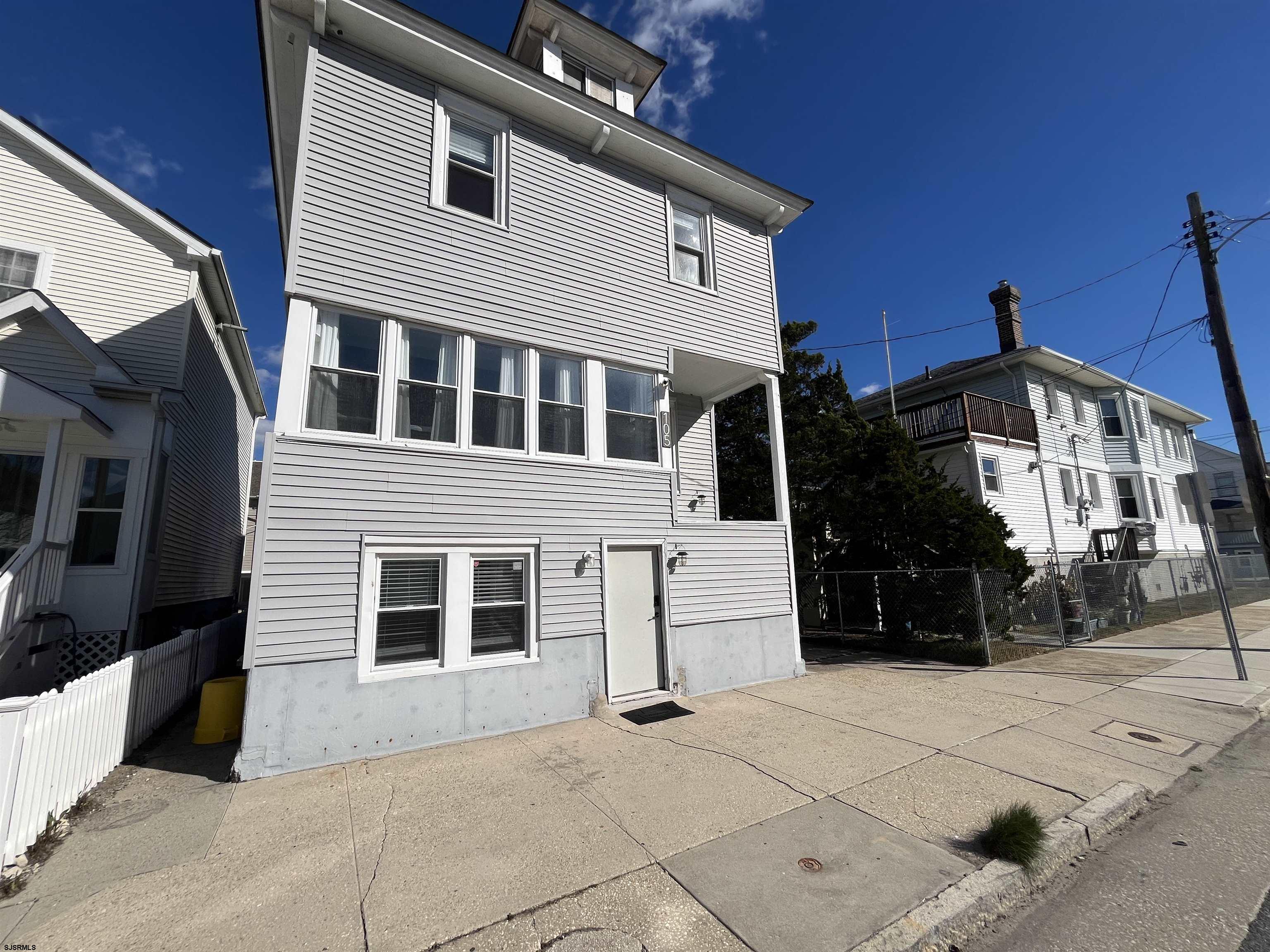 105 N Windsor Avenue - Atlantic City