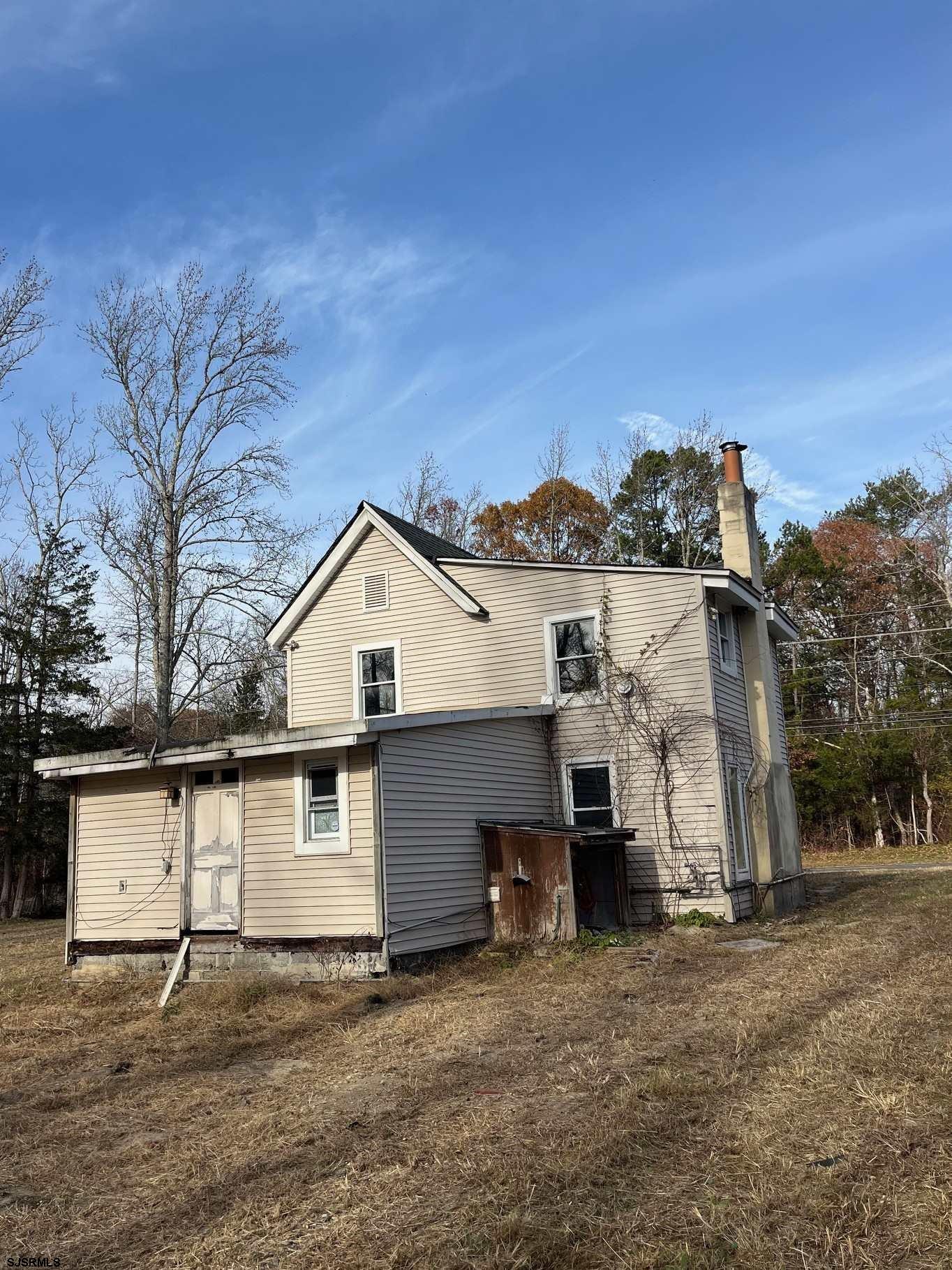 225 Zion Road - Picture 1