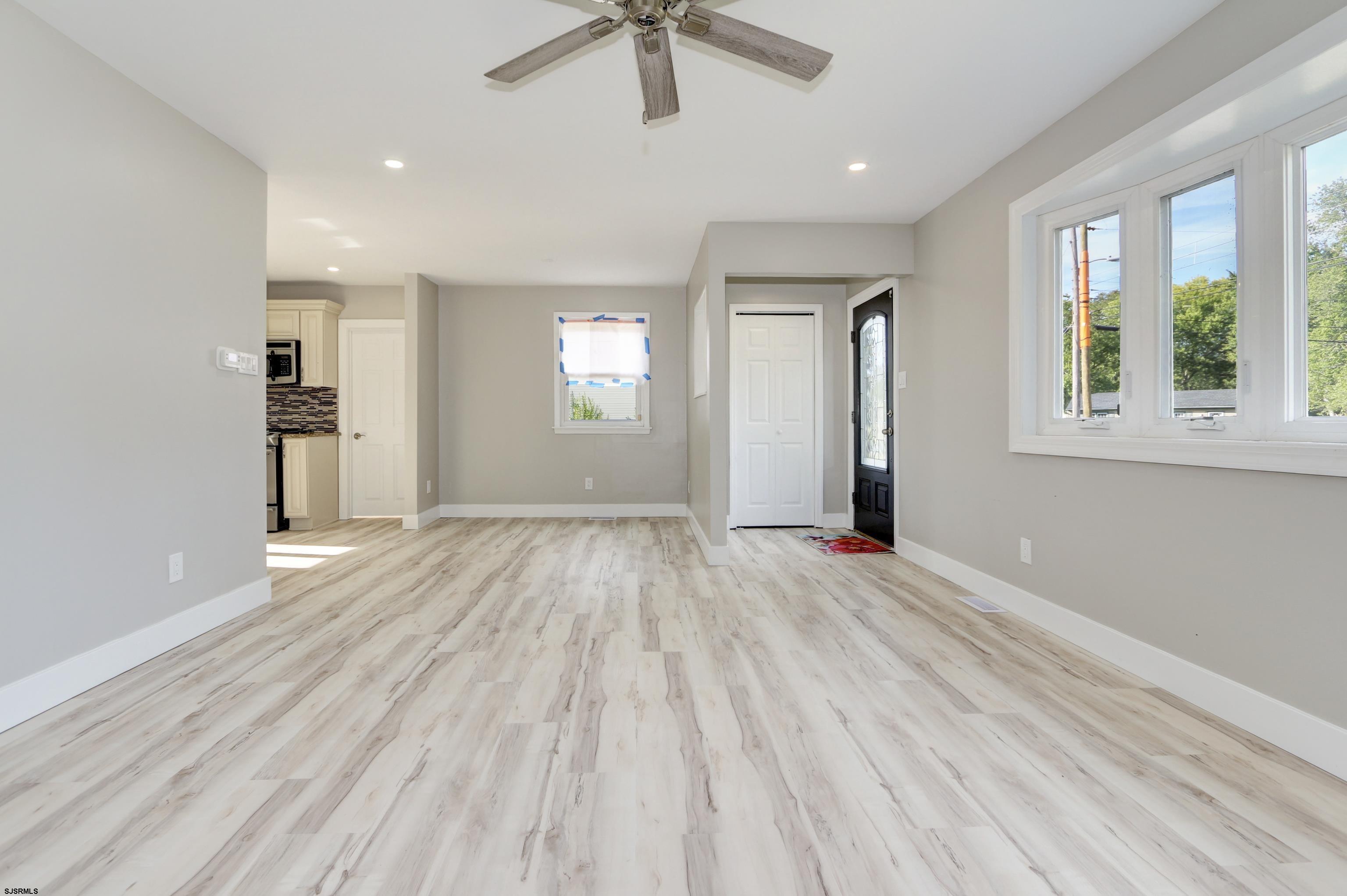 219 Mitchell Dr - Picture 