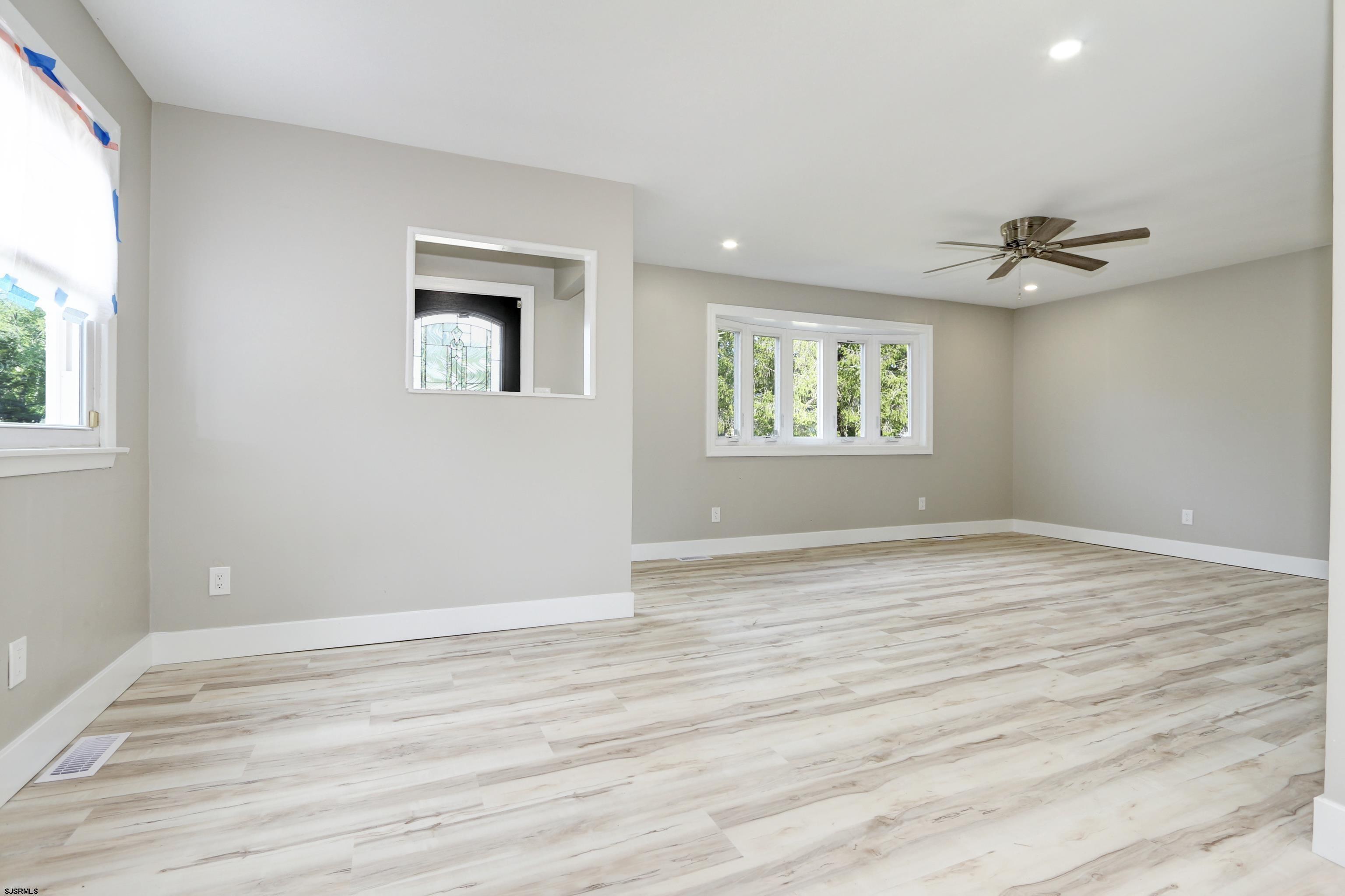 219 Mitchell Dr - Picture 