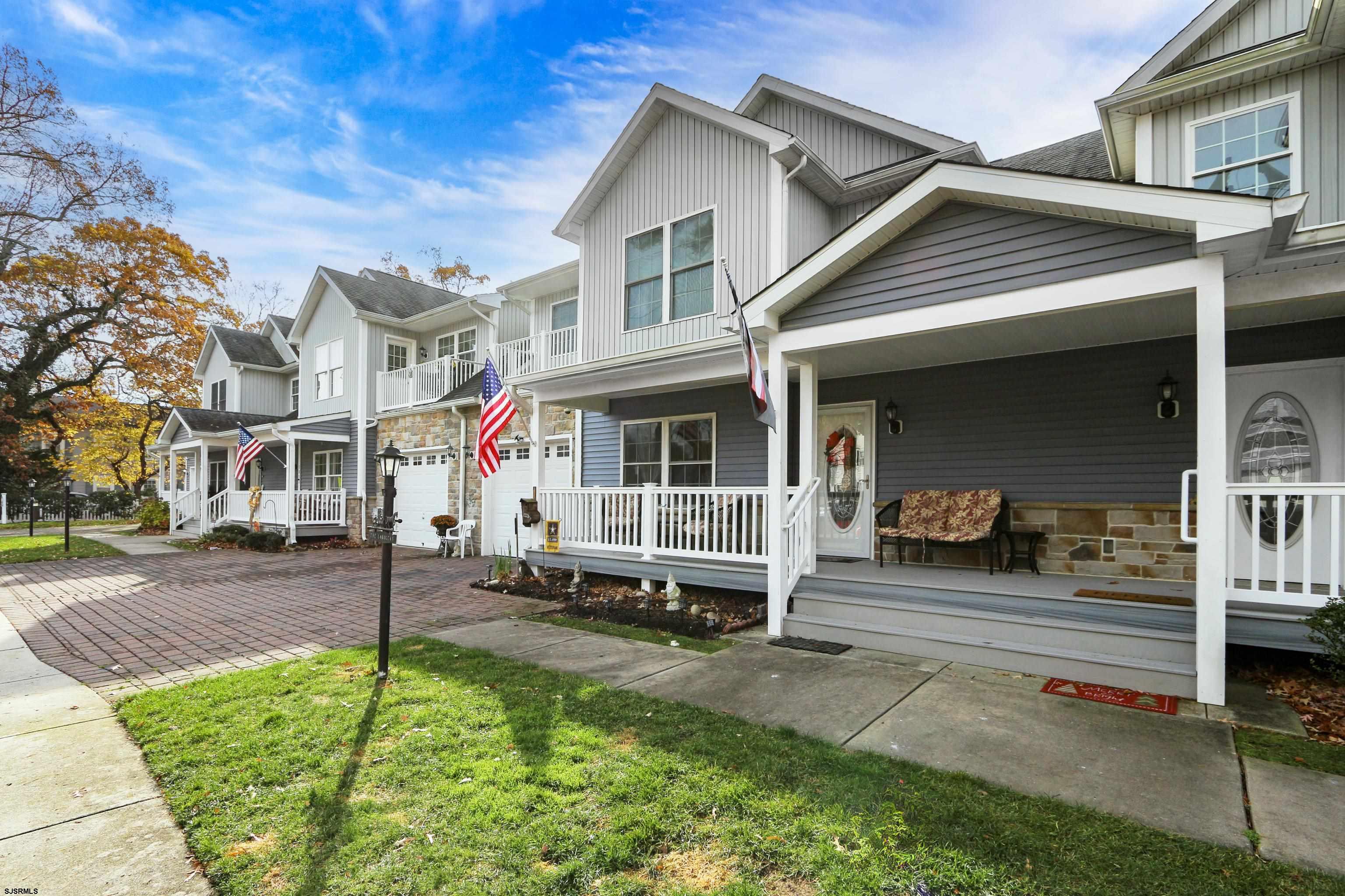 107 W Church St - Picture 1