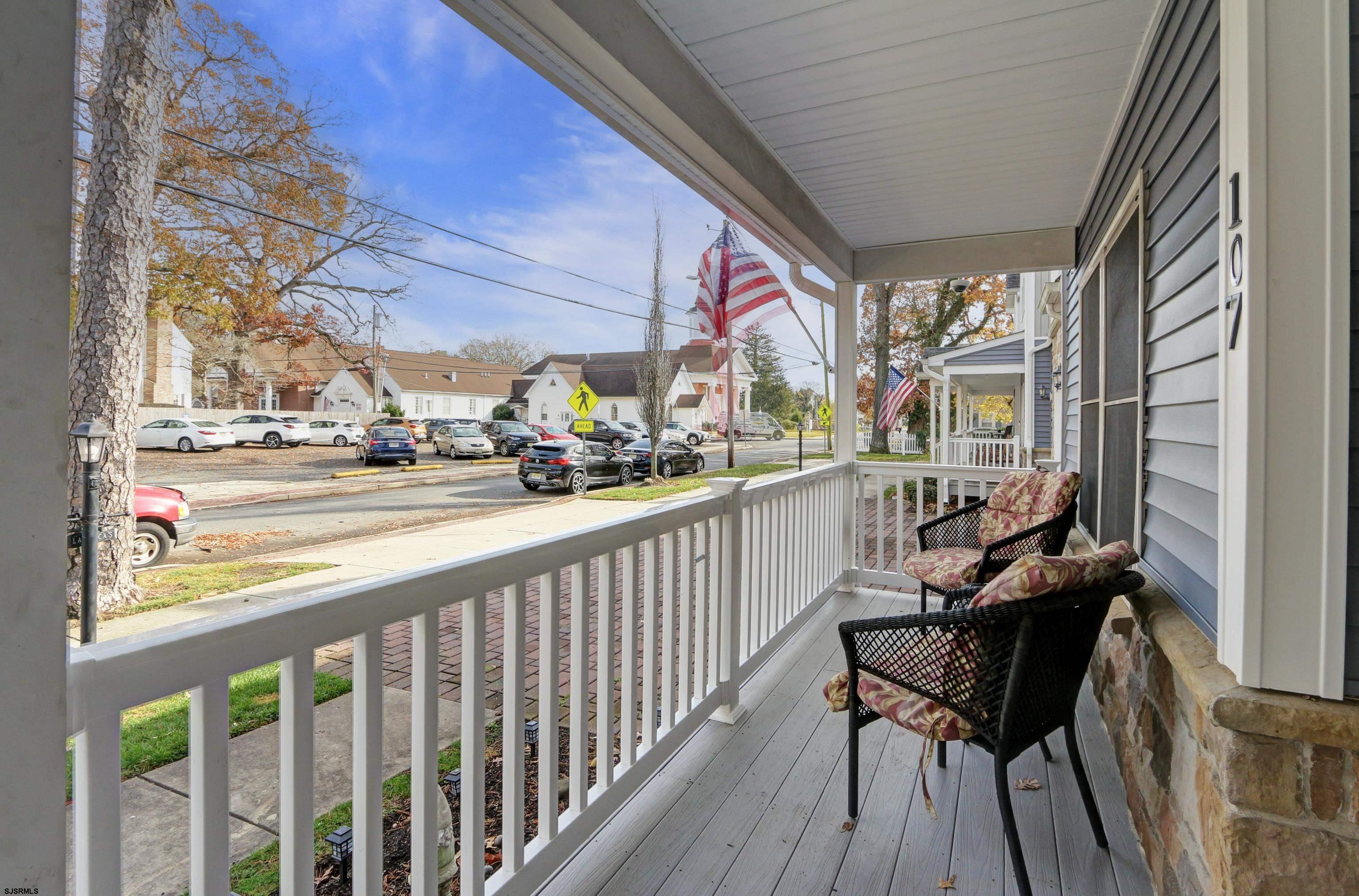 107 W Church St - Picture 3