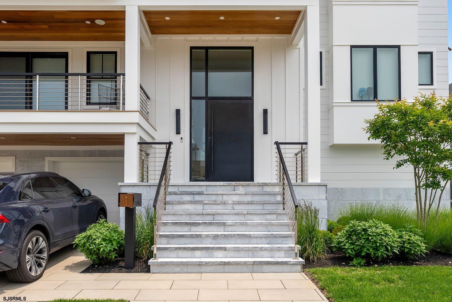 1 S Sumner Avenue - Picture 1