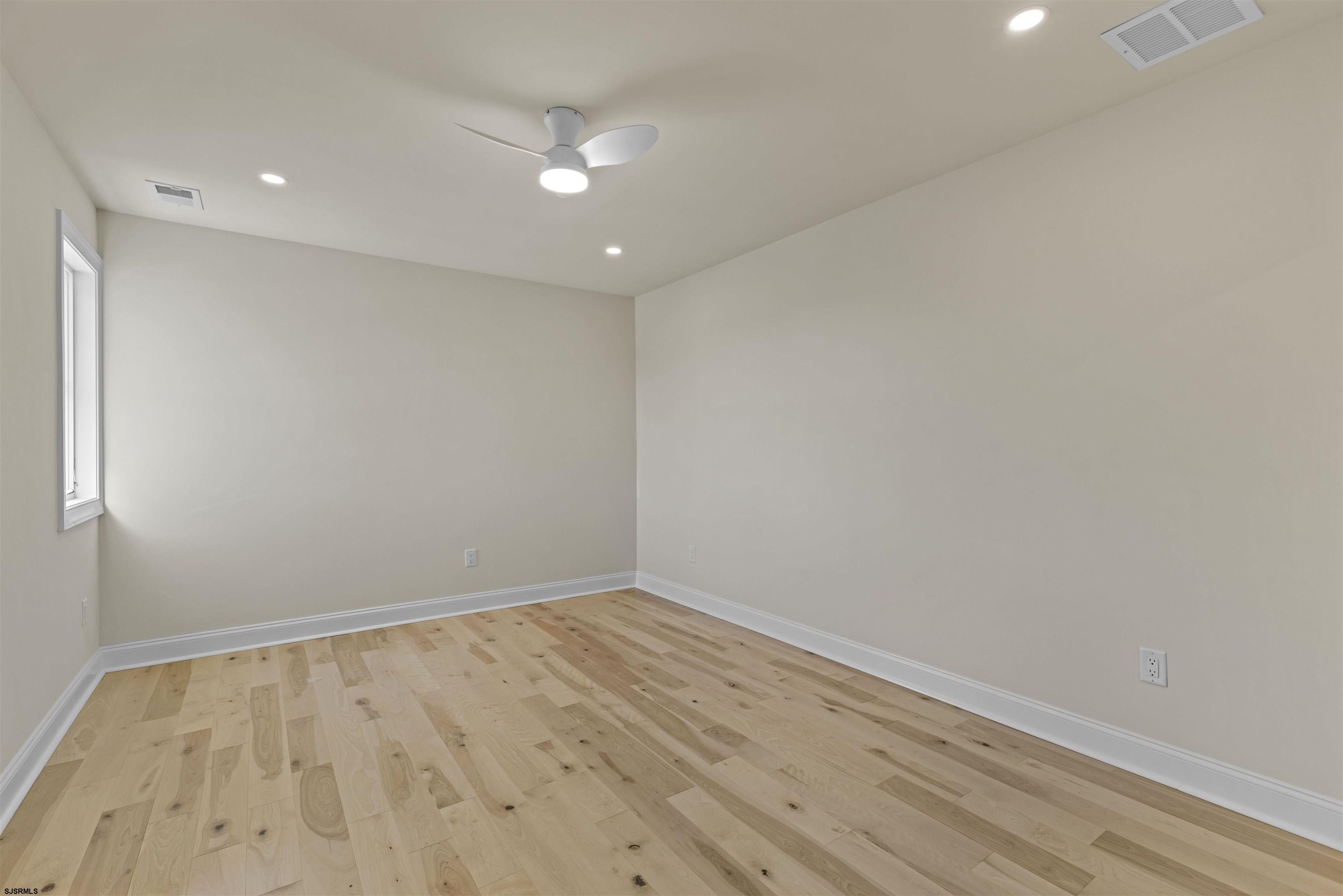 101 Sunset Blvd Blvd