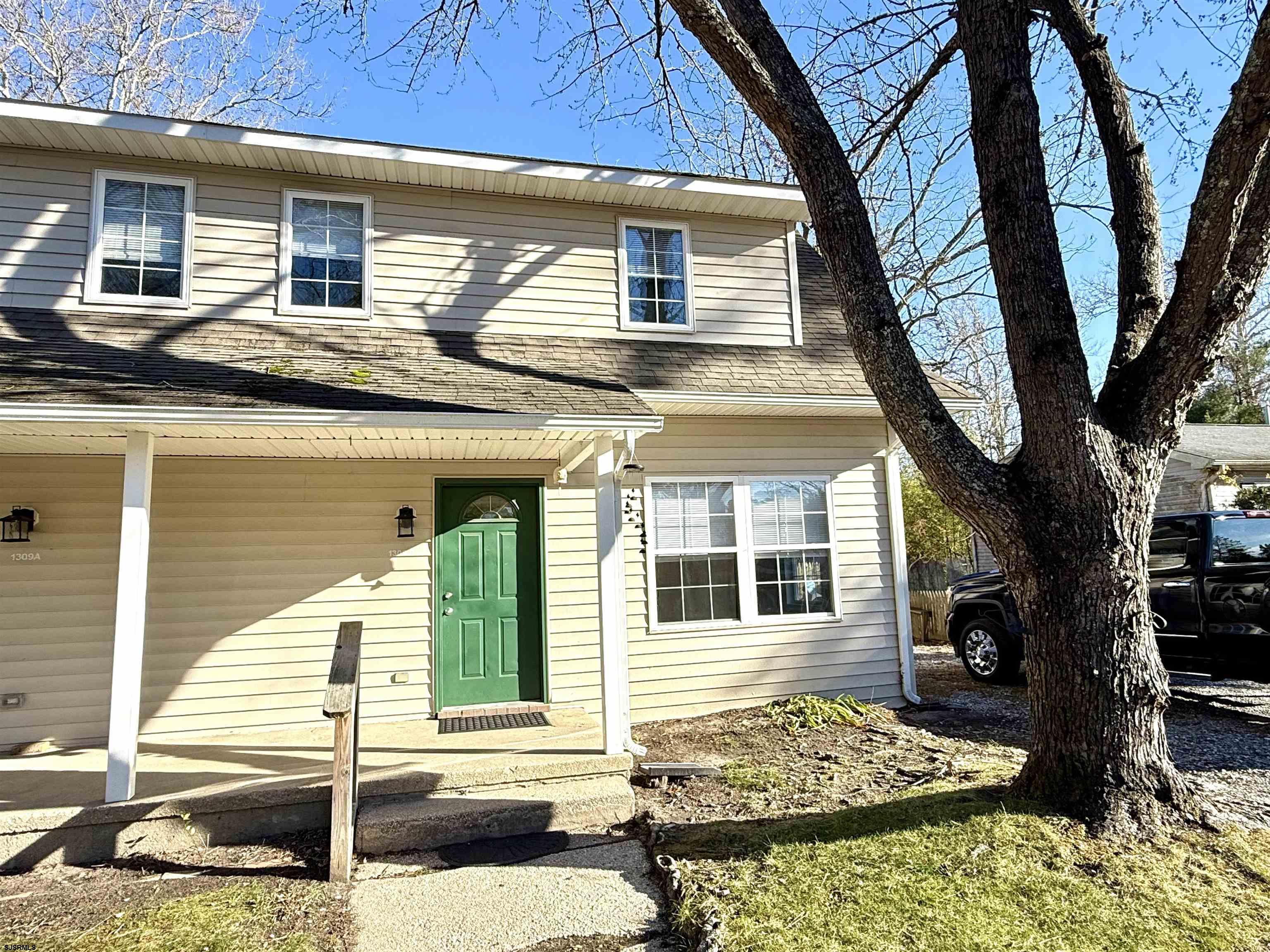 1309 Matthews Avenue - Mays Landing