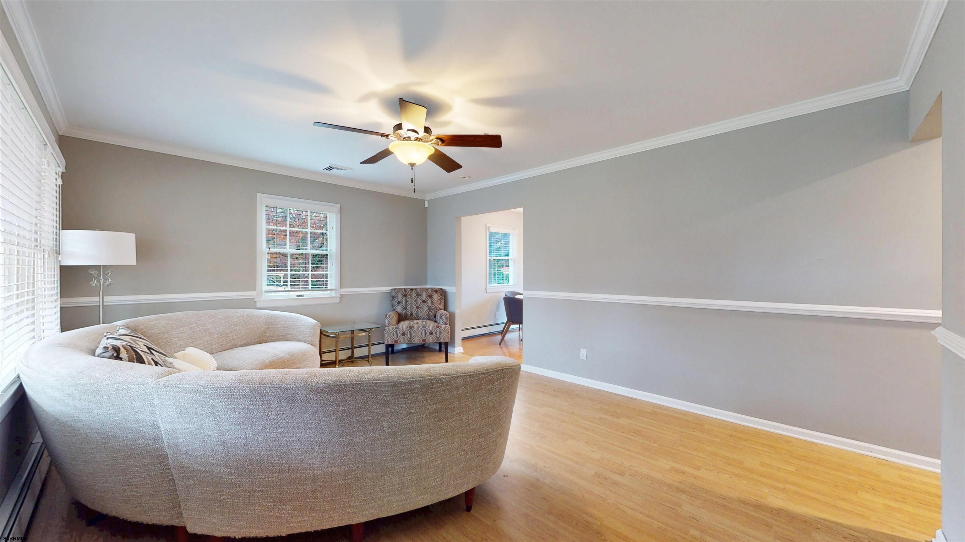 2275 Burroughs Avenue - Picture 