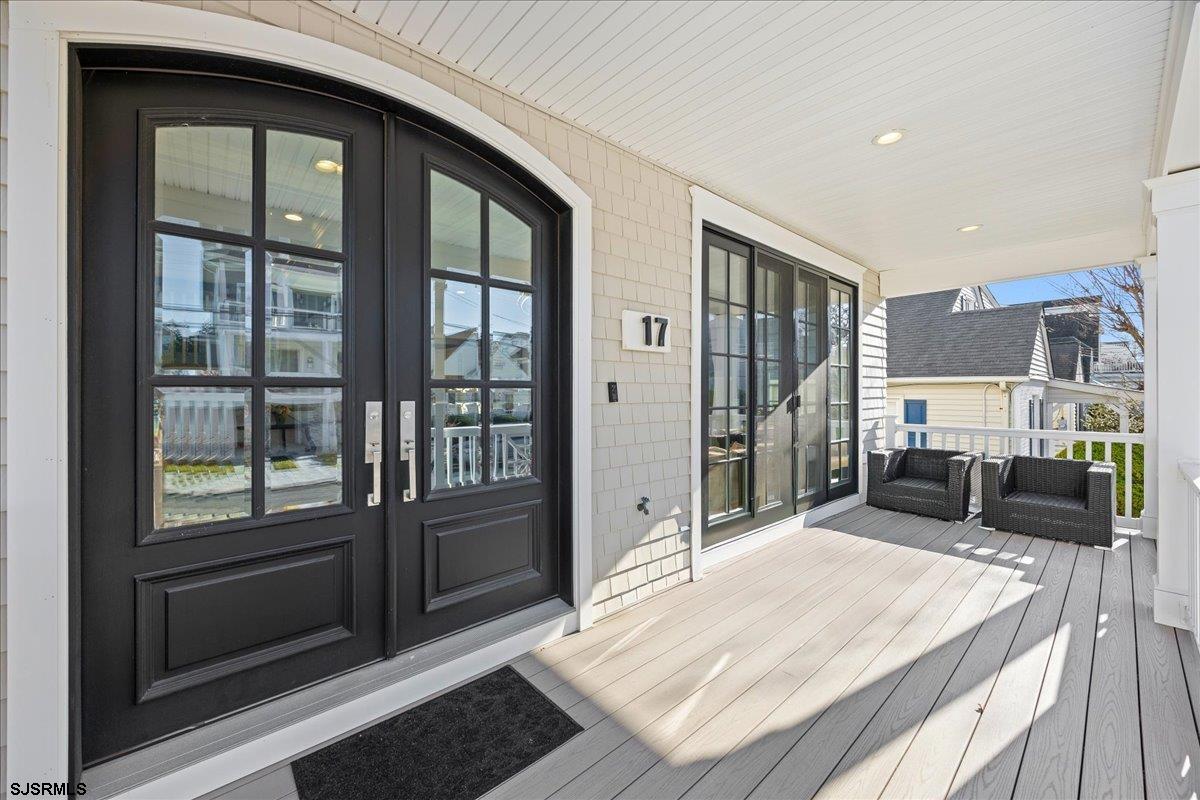 17 N Lancaster Avenue - Picture 