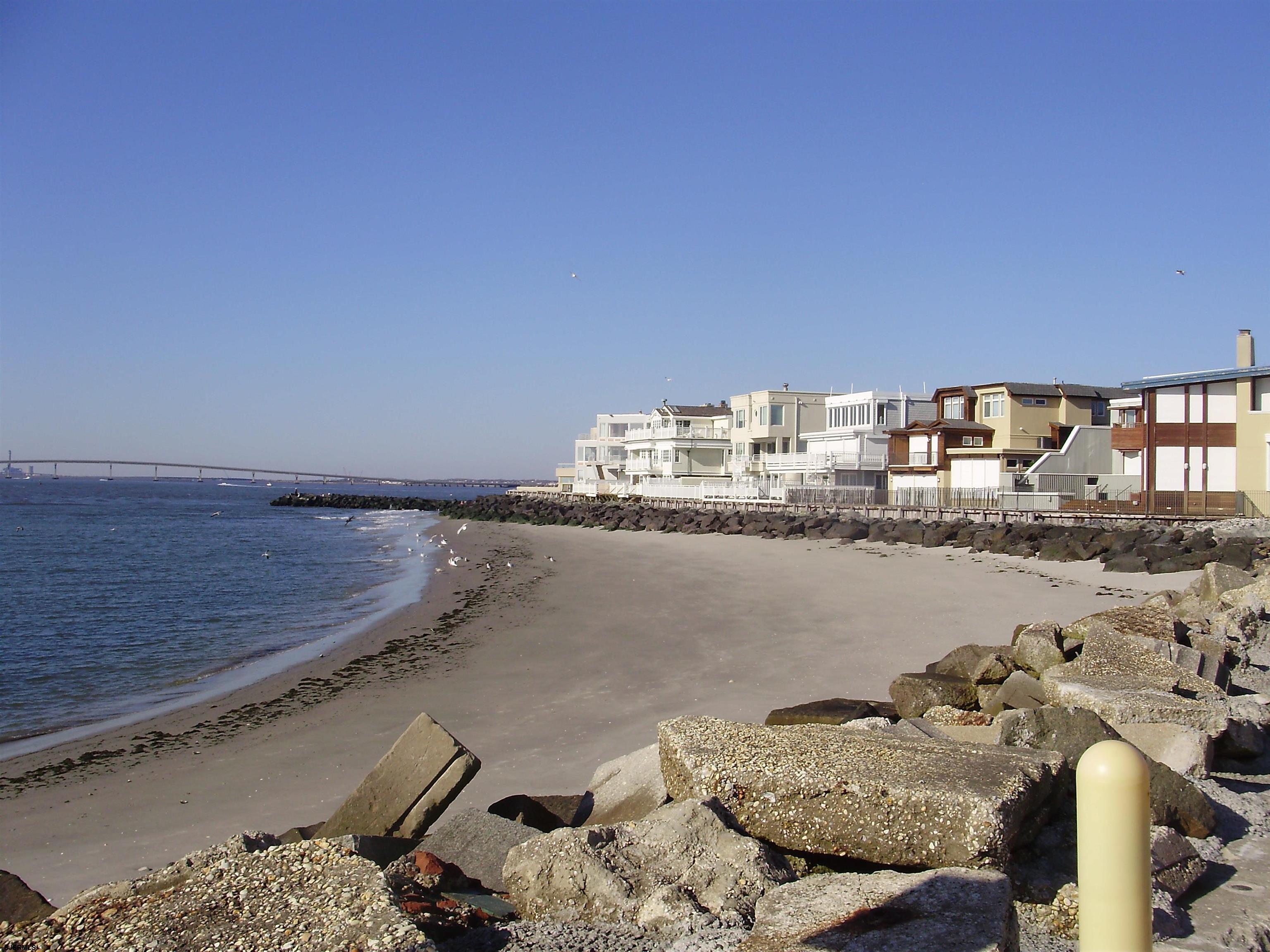 101 S Raleigh Avenue