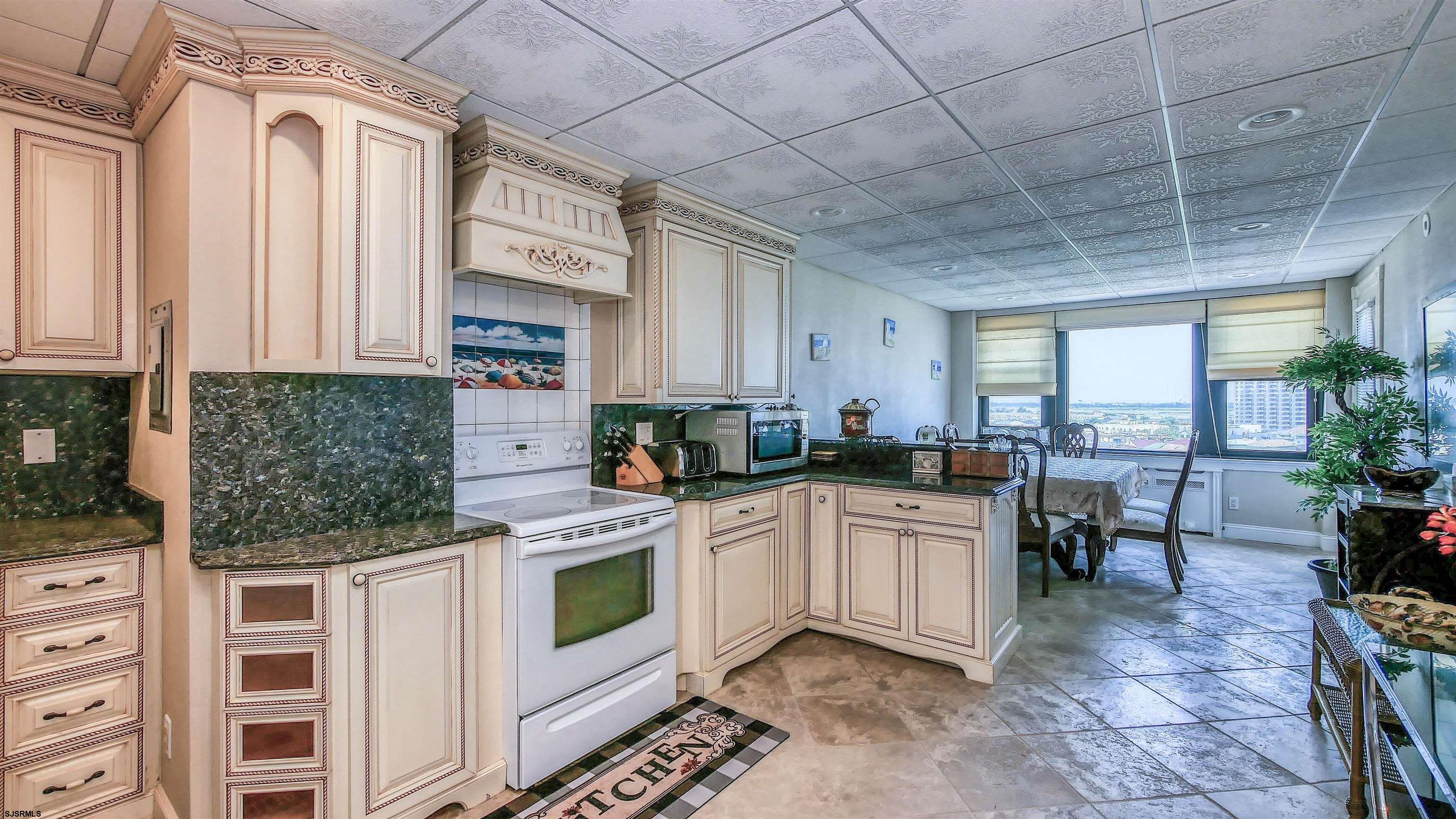 101 S Raleigh Avenue