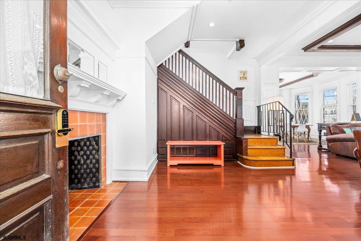 102 S Dover Avenue - Picture 4