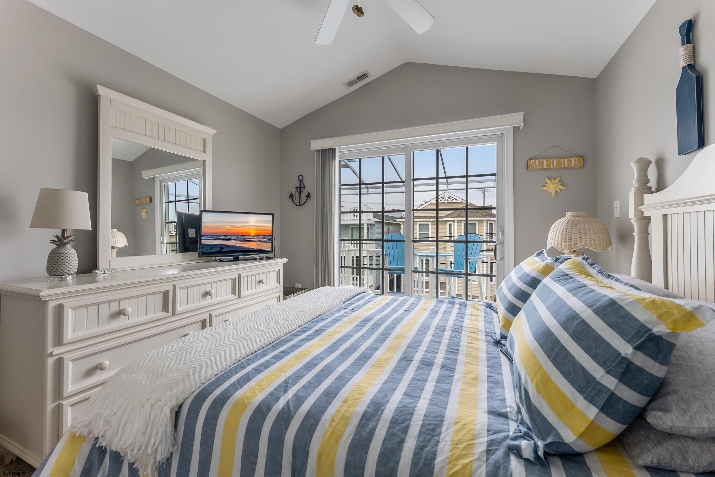 3030 Asbury Avenue - Picture 16