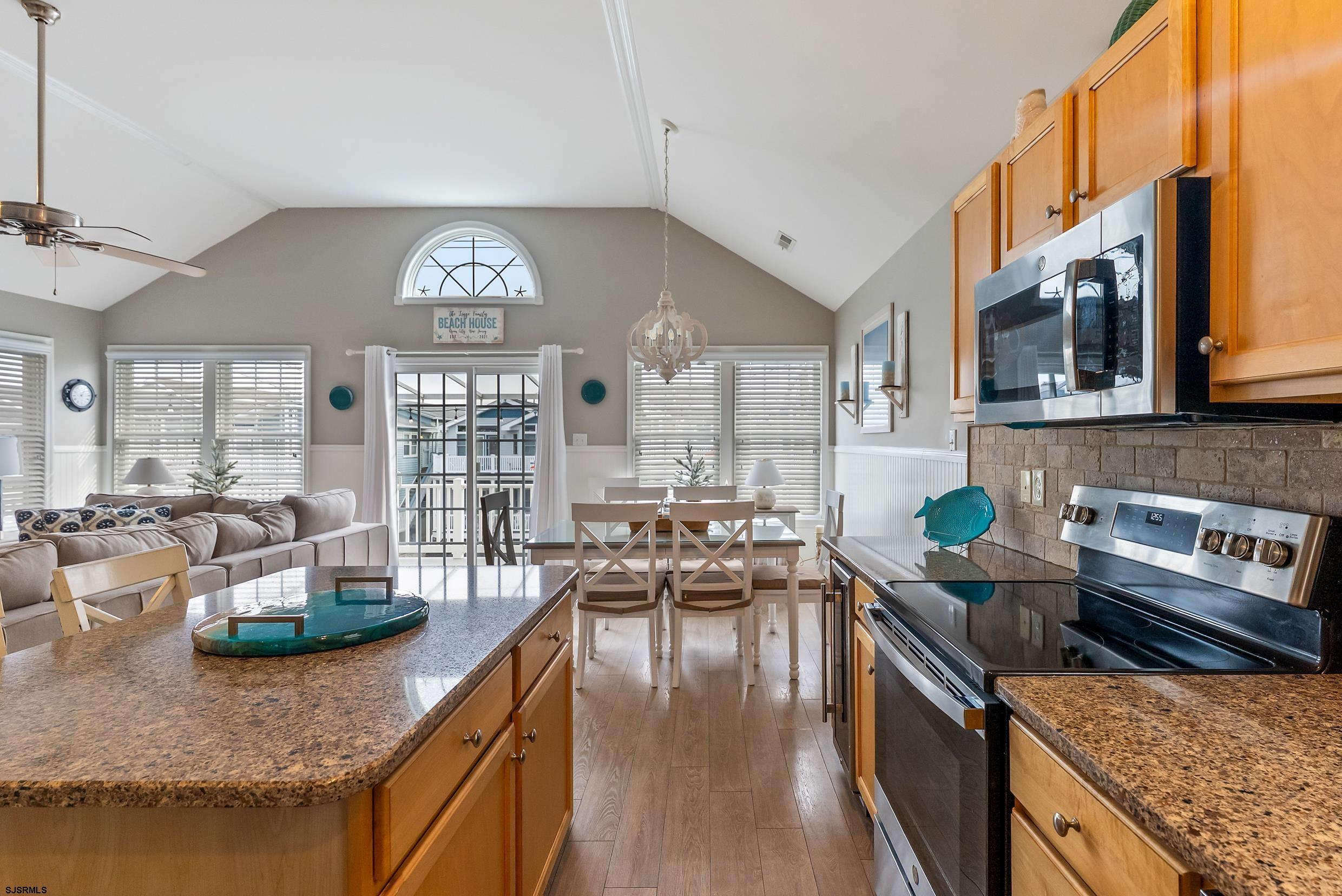 3030 Asbury Avenue - Picture 