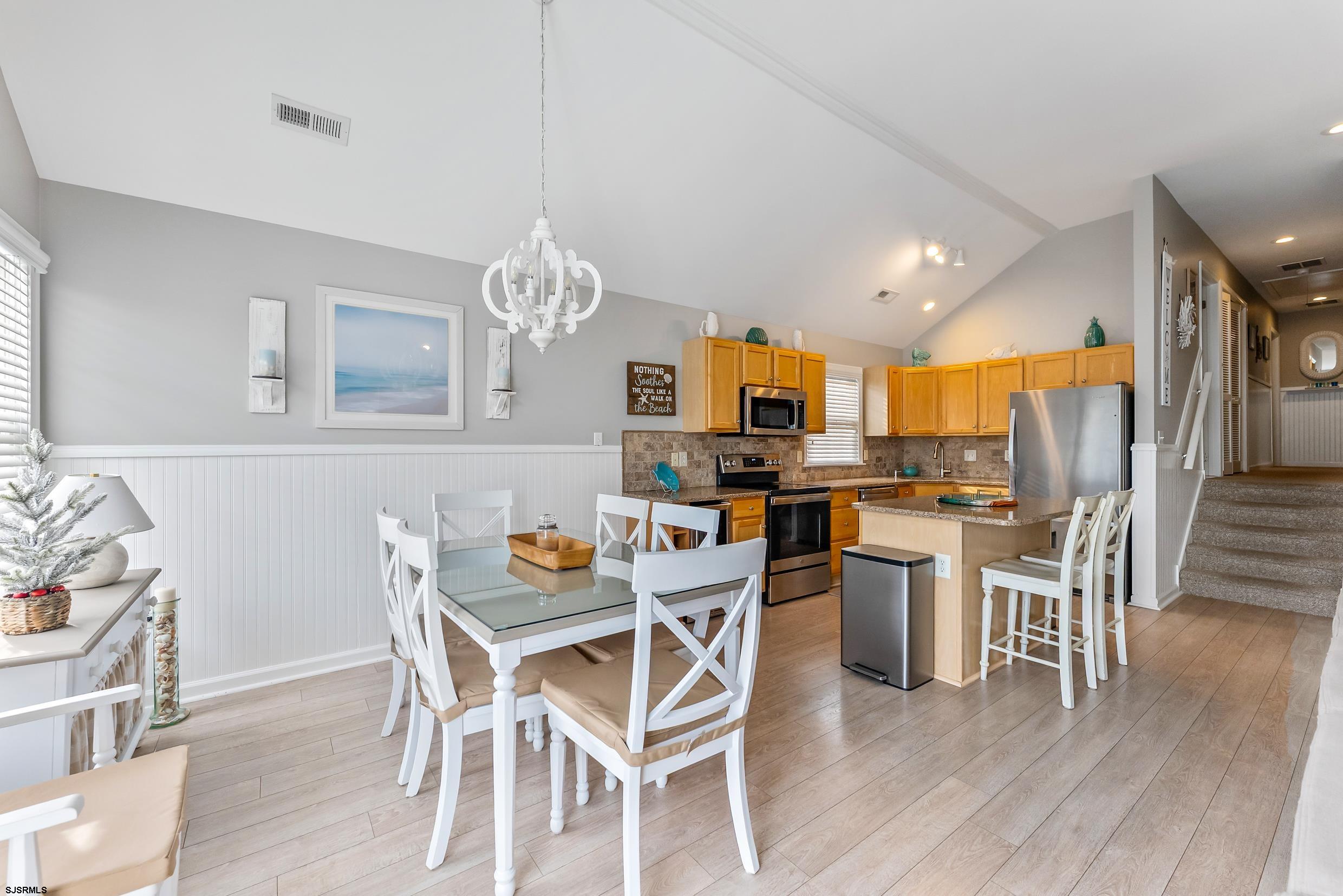 3030 Asbury Avenue - Picture 7