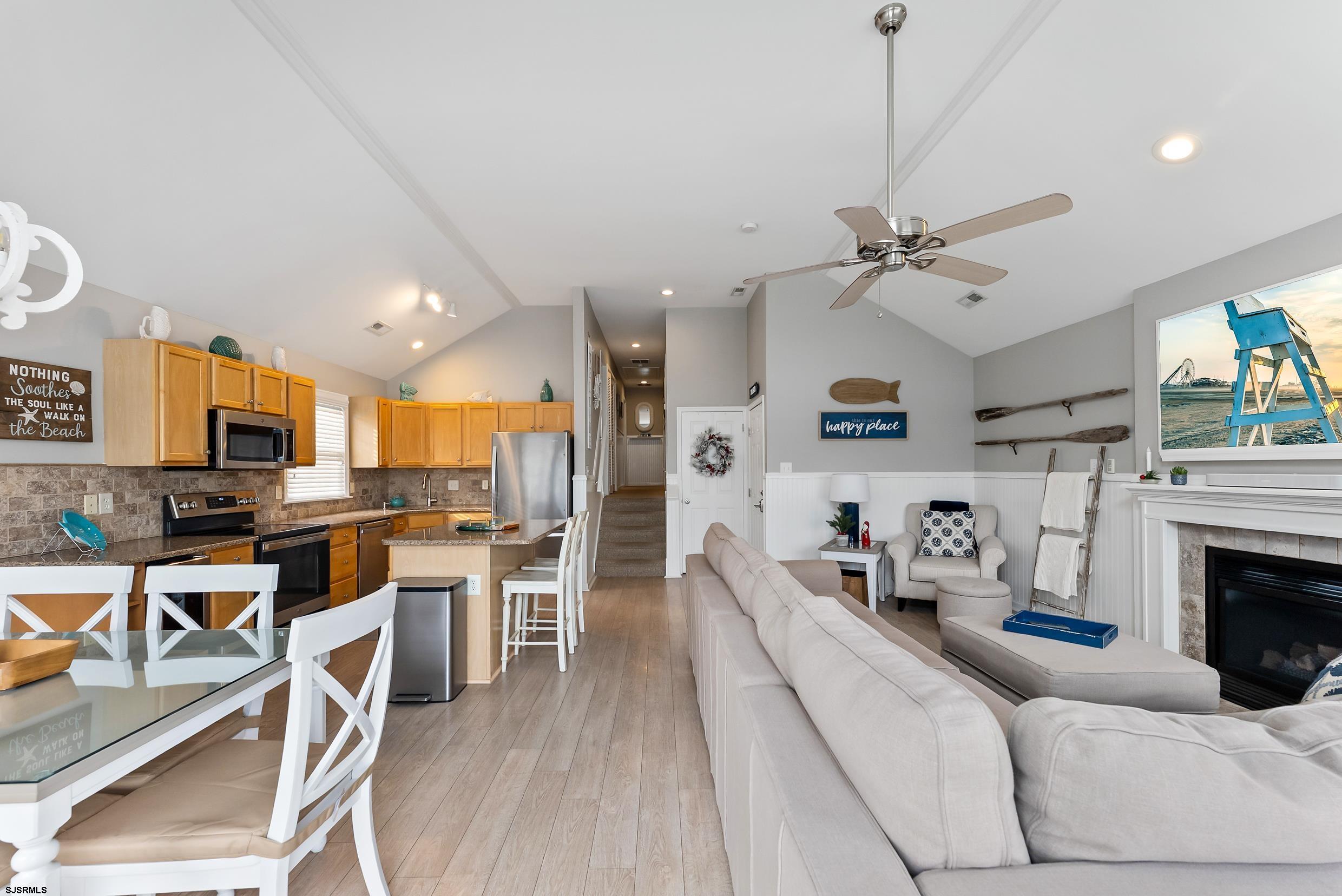 3030 Asbury Avenue - Picture 8